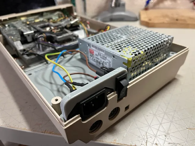 Commodore 1571 power supply plate