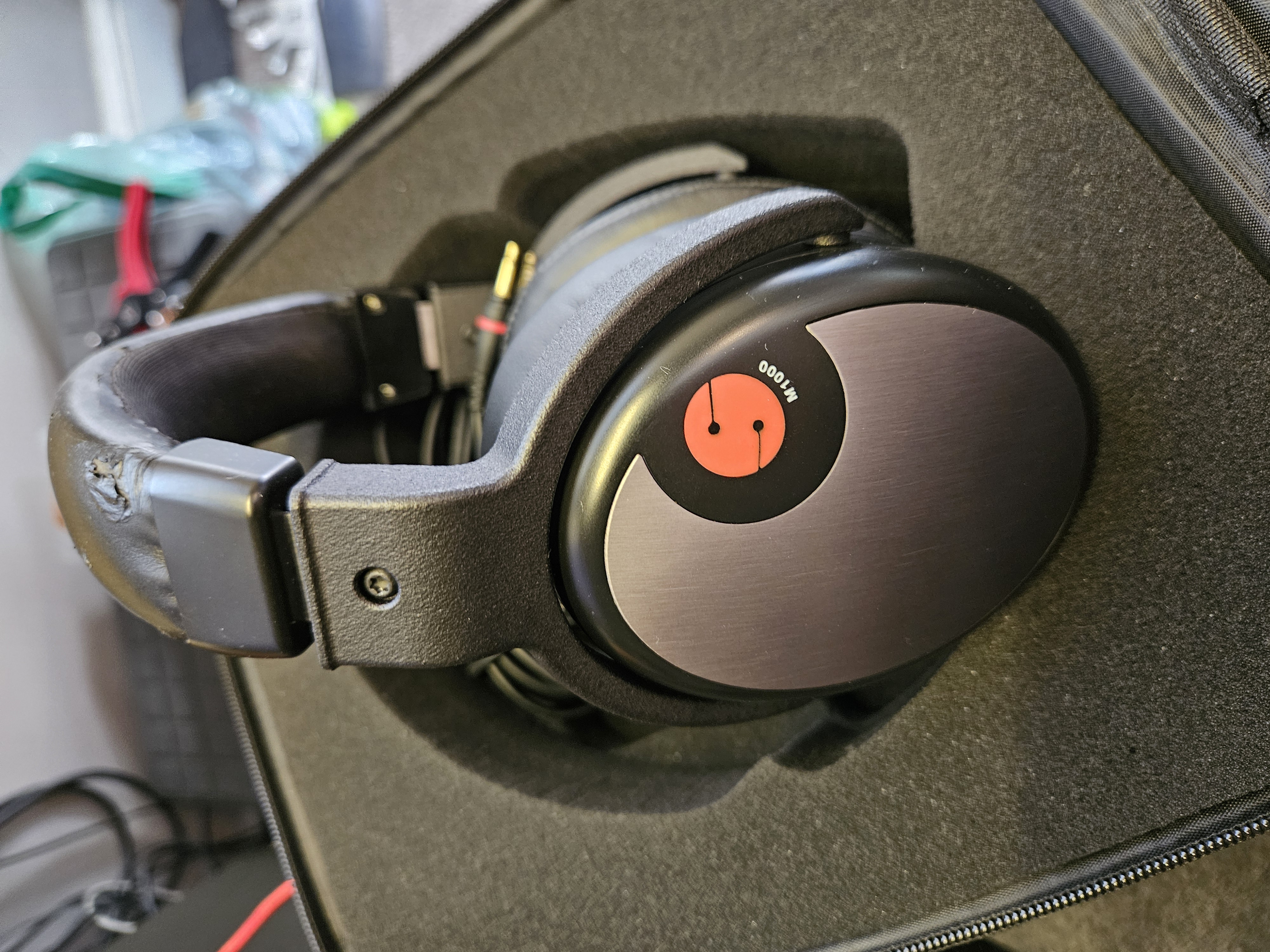 Studiospares M1000/M2000 MK1 Replacement Earcup Brackets