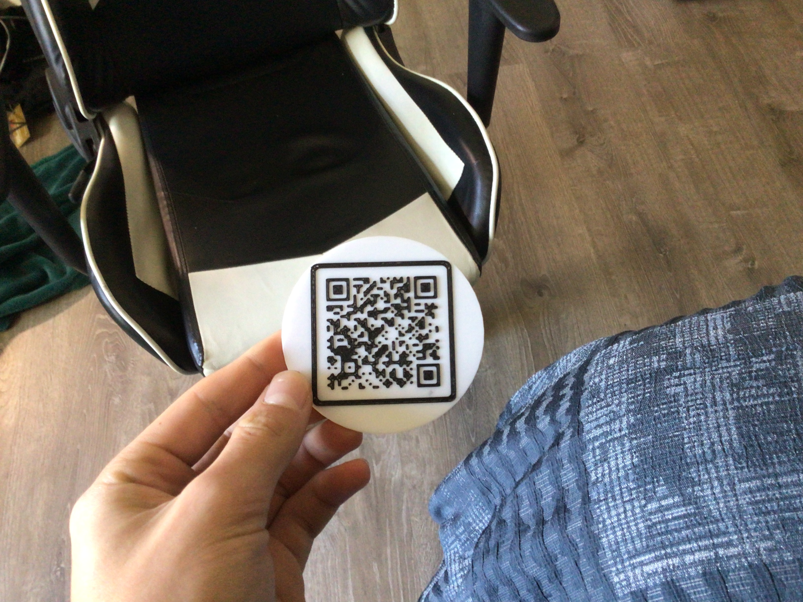 Face Your Thrills QR code — thumbnail 2