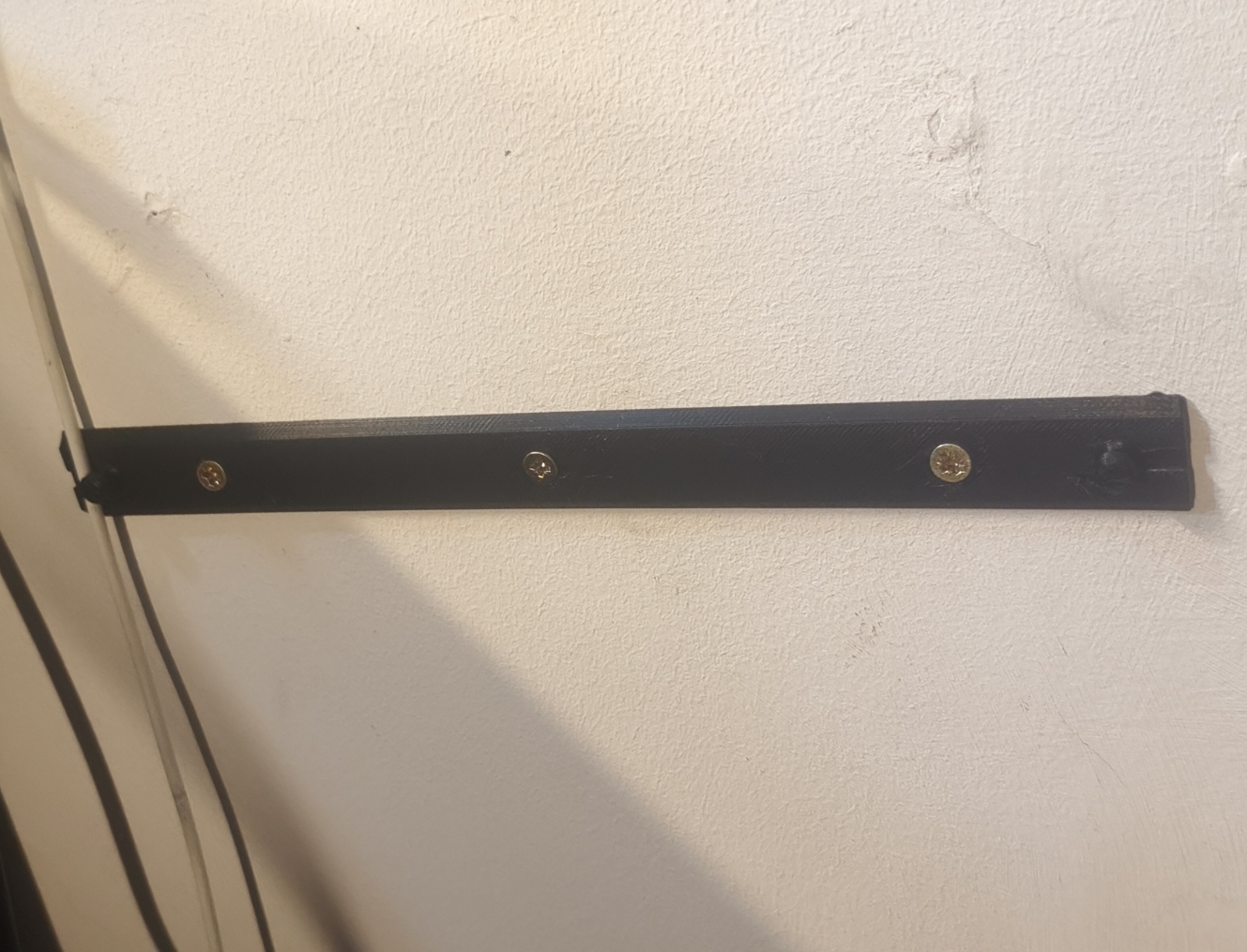 Extension Lead Wall-Mount, No Screws Needed! — miniatura 3