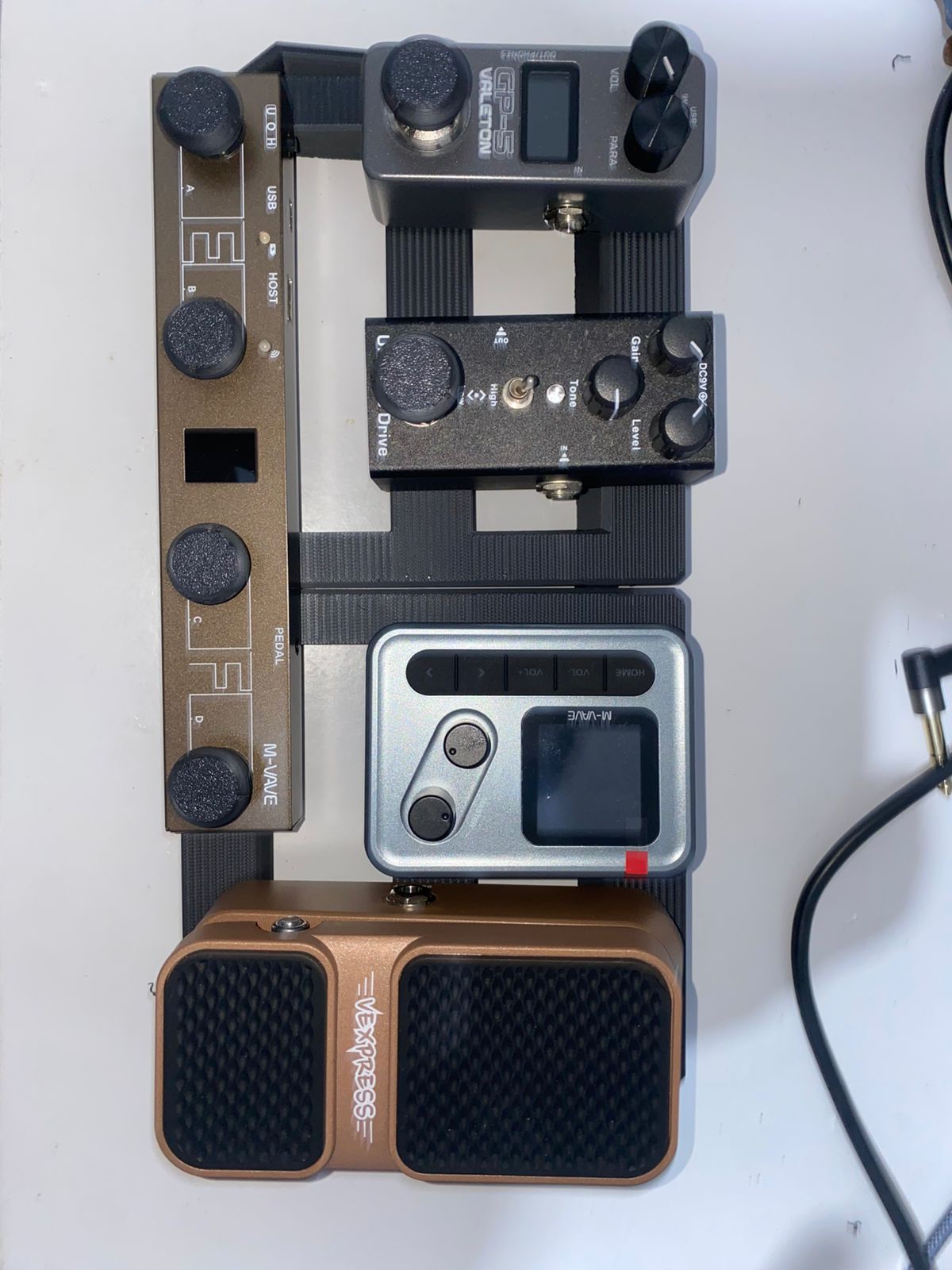 Simetric and Modular Pedalboard