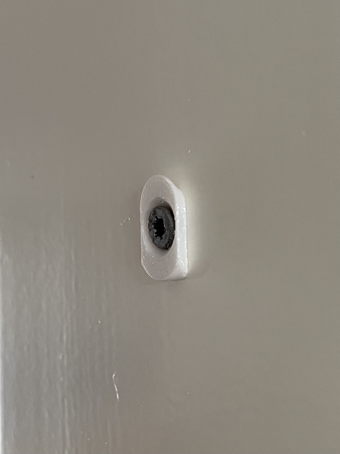 Miniatura 2 do modelo 3D Small wall hook