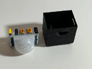 Arduino infrared motion detector holder
