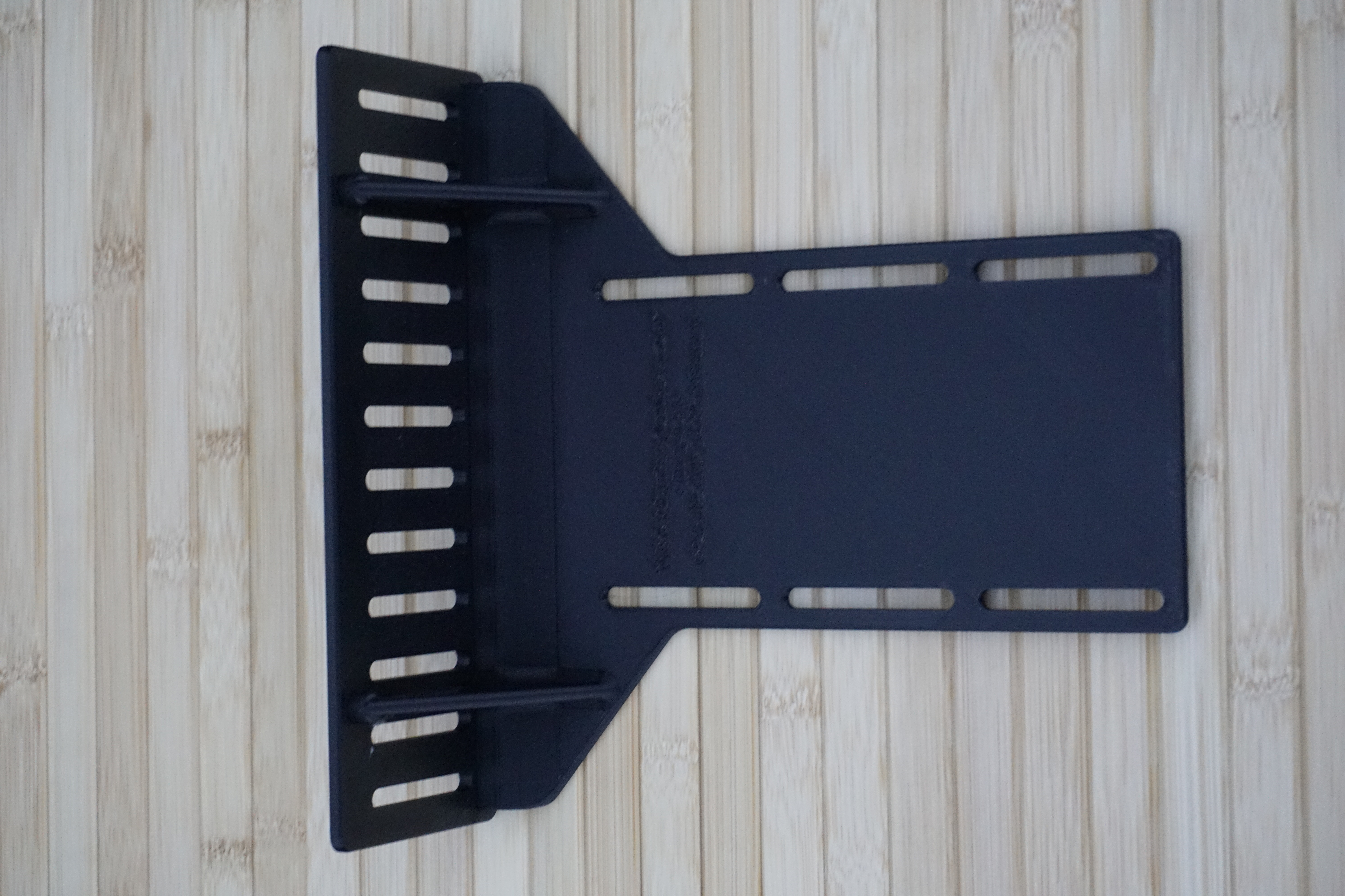 VESA monitor device mount rack by Nerdiy.de