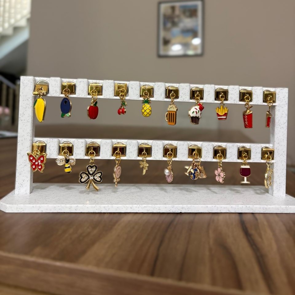 Magnetic Italian charm display
