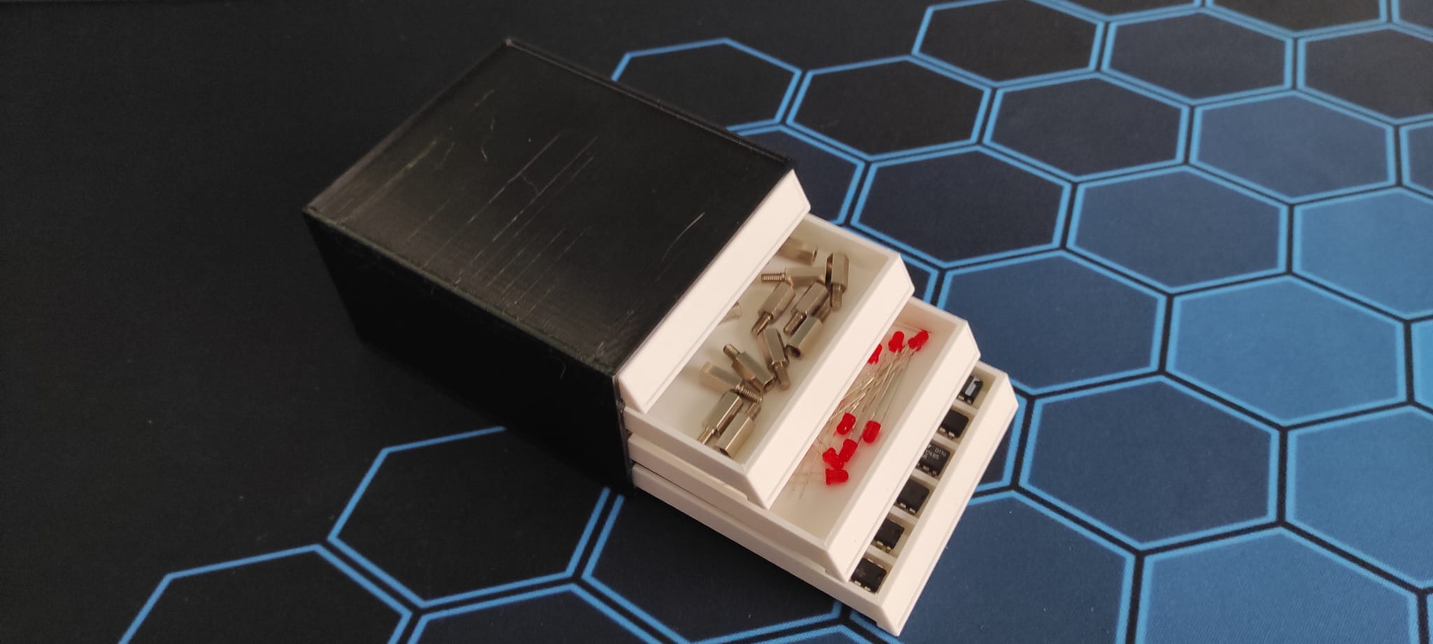 Electronic Components Organizer: Stackable Drawer Unit — thumbnail 3