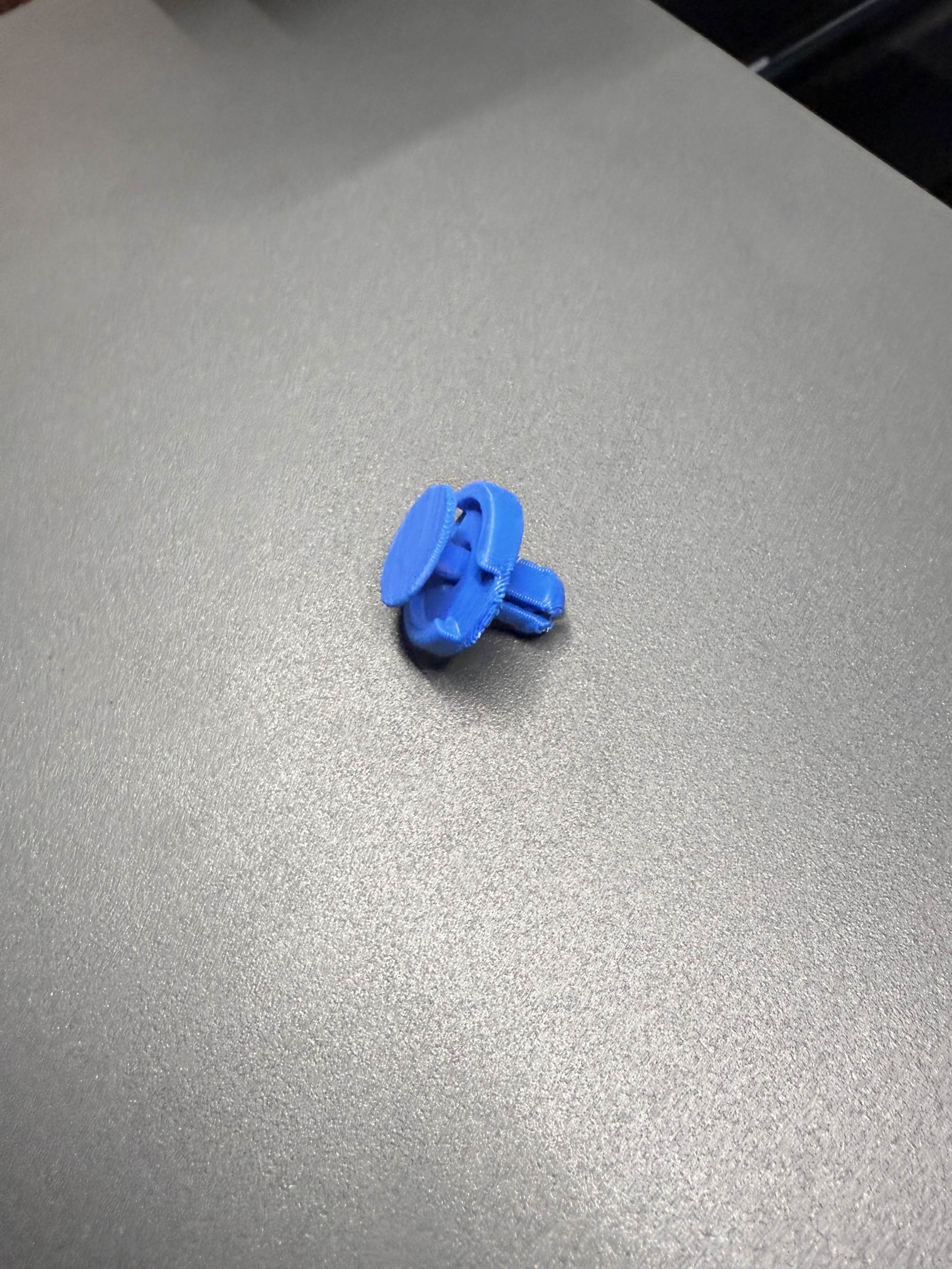 toyota/ lexus plastic clip part number: 90467-07220