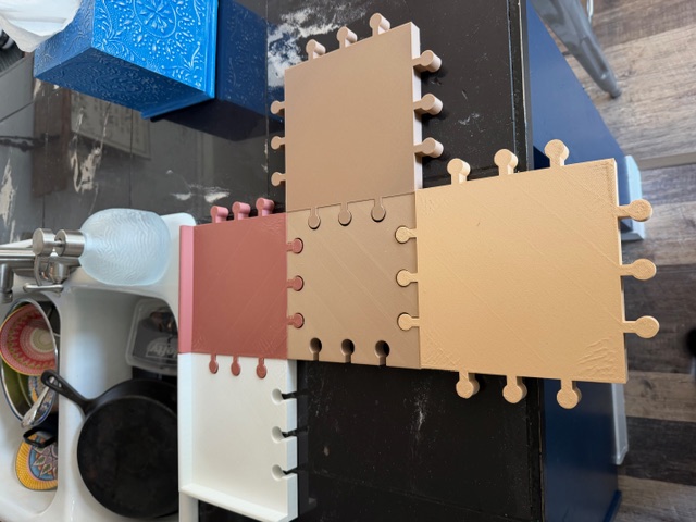 Adjustable Puzzle Board 3D model by Lauren Oppelt