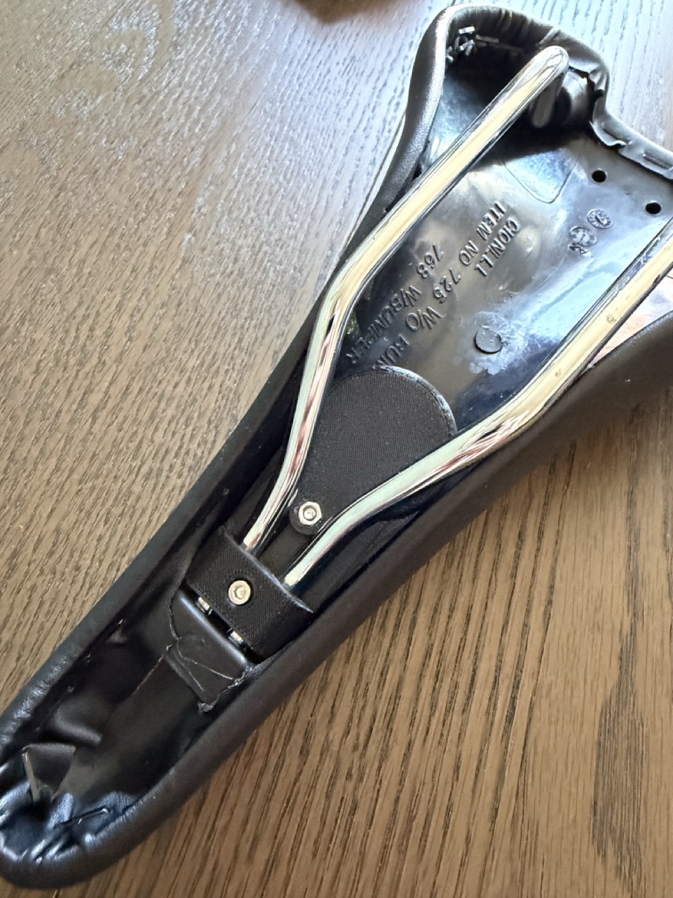 AirTag Bike Saddle Mount