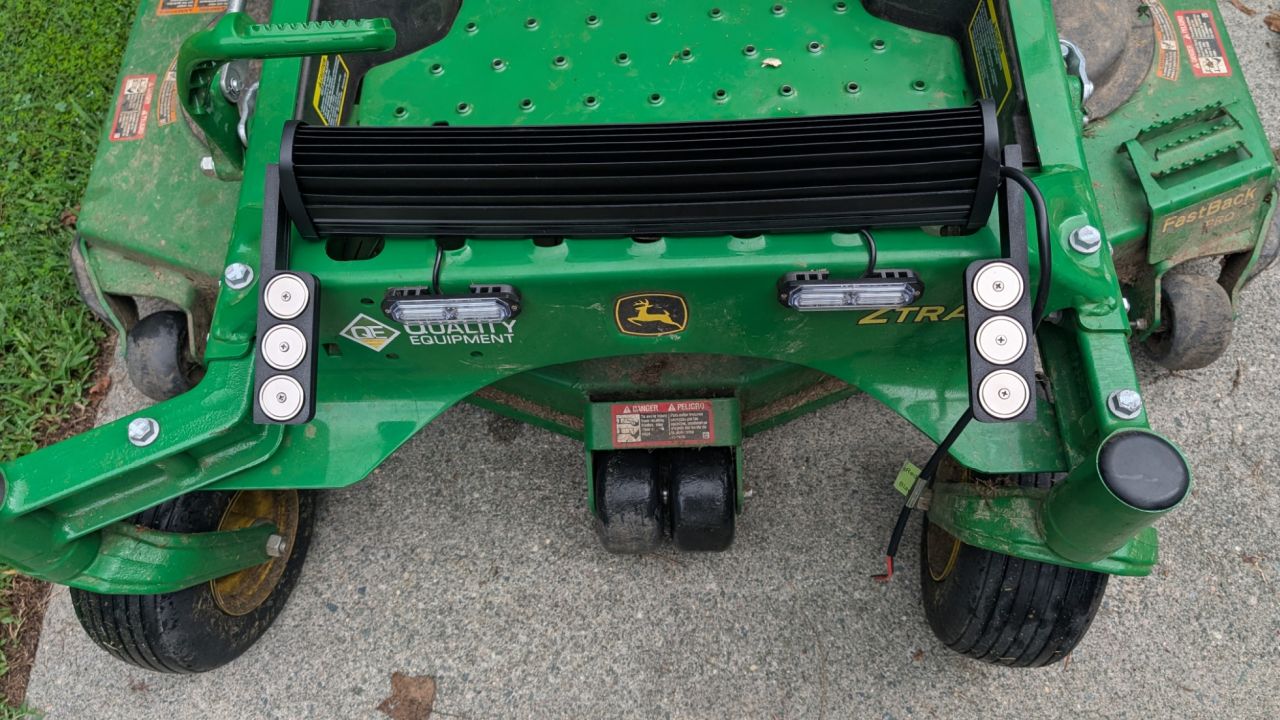 Magnetic Mount for Lightbar on Commercial Ztrak Mower