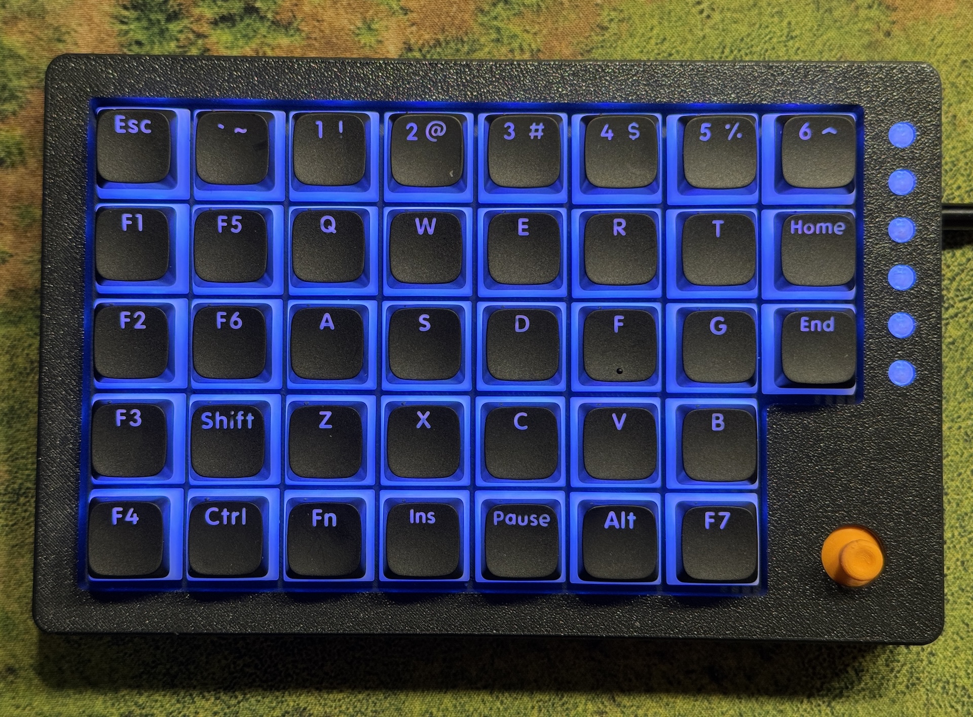 Tiwaz - split gaming keyboard, gasket mounted