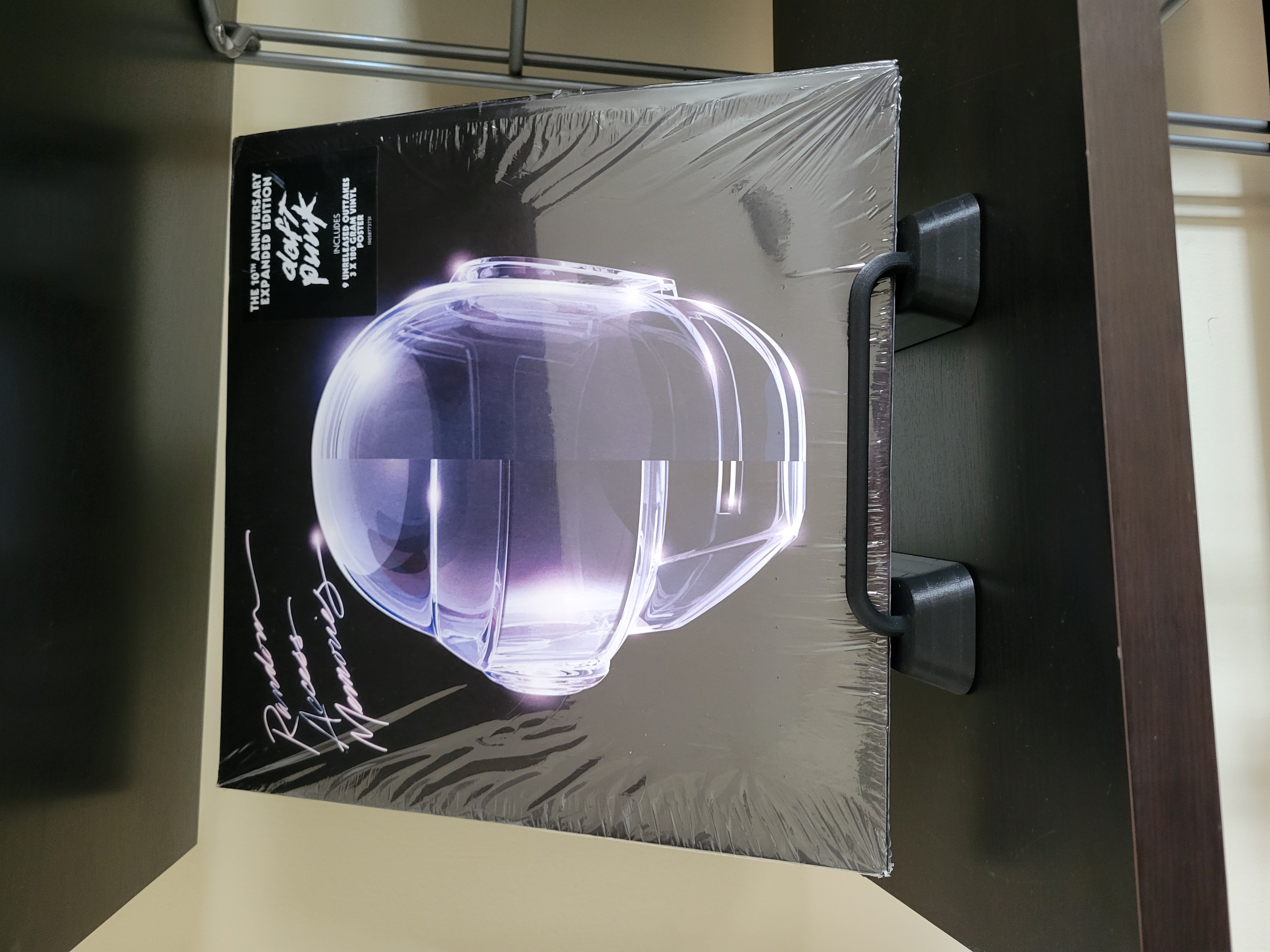 Vinyl records holder / display v2