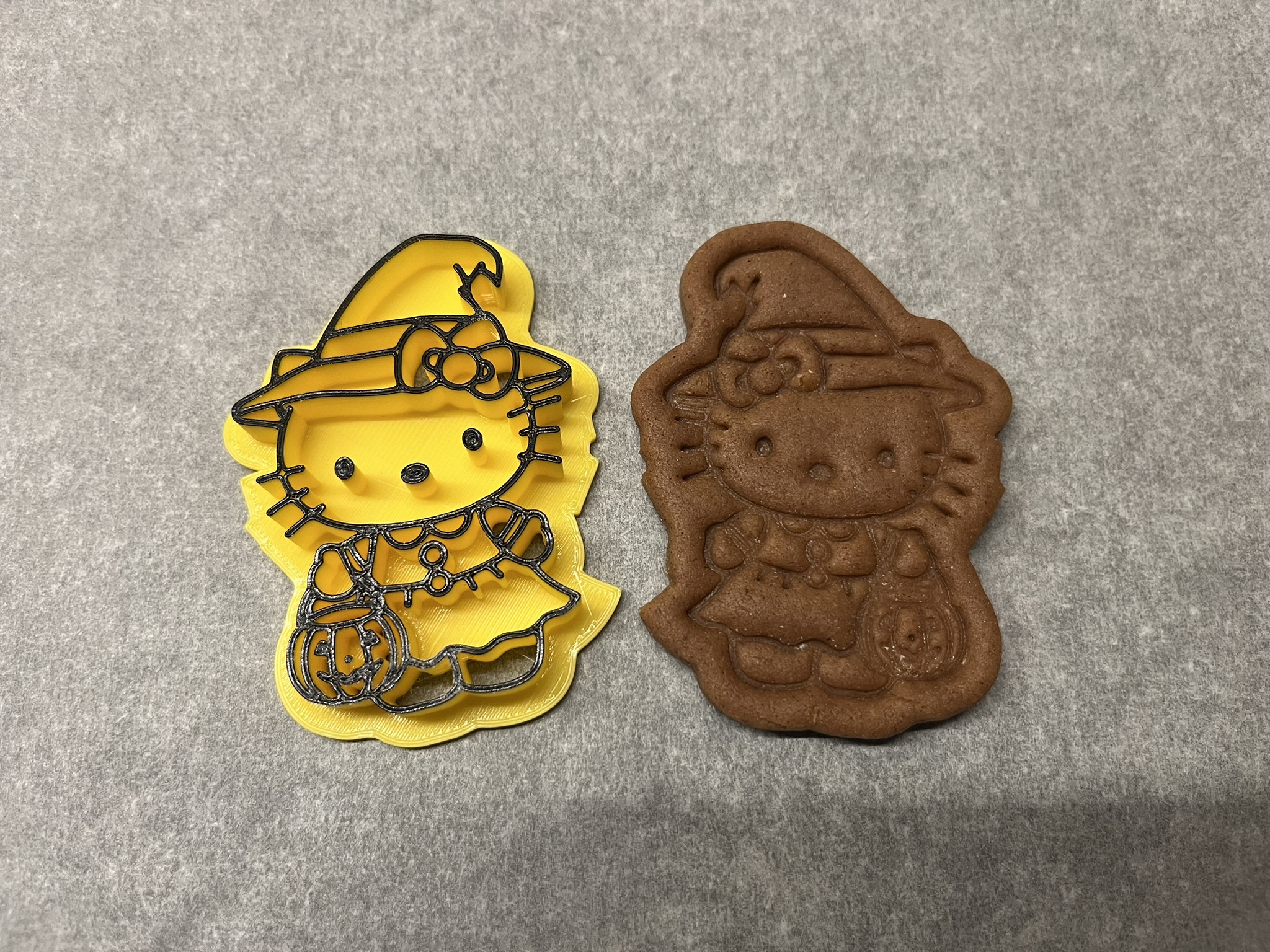 Hello Kitty halloween cookie cutter