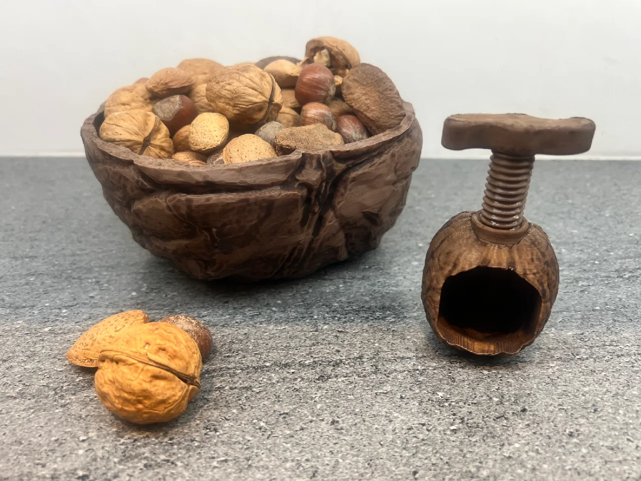 Walnut Bowl to Keep your Nuts in for Christmas by mystydog