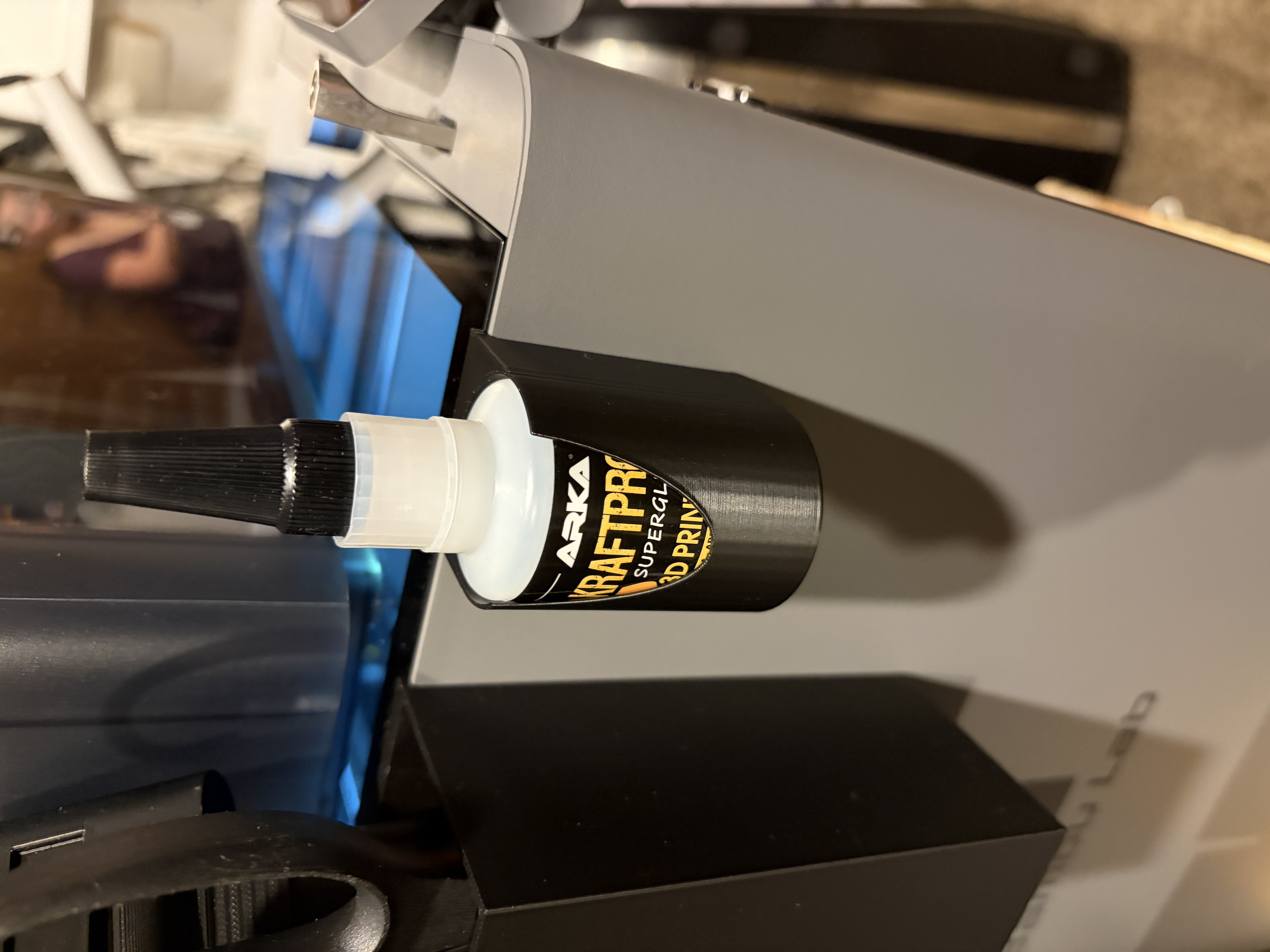 Kraftprotz Glue Holder - Bambu Side Shelf