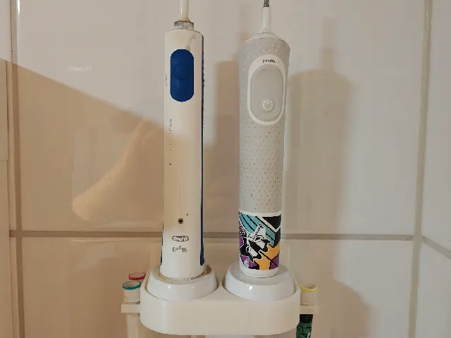 Oral B wall mount
