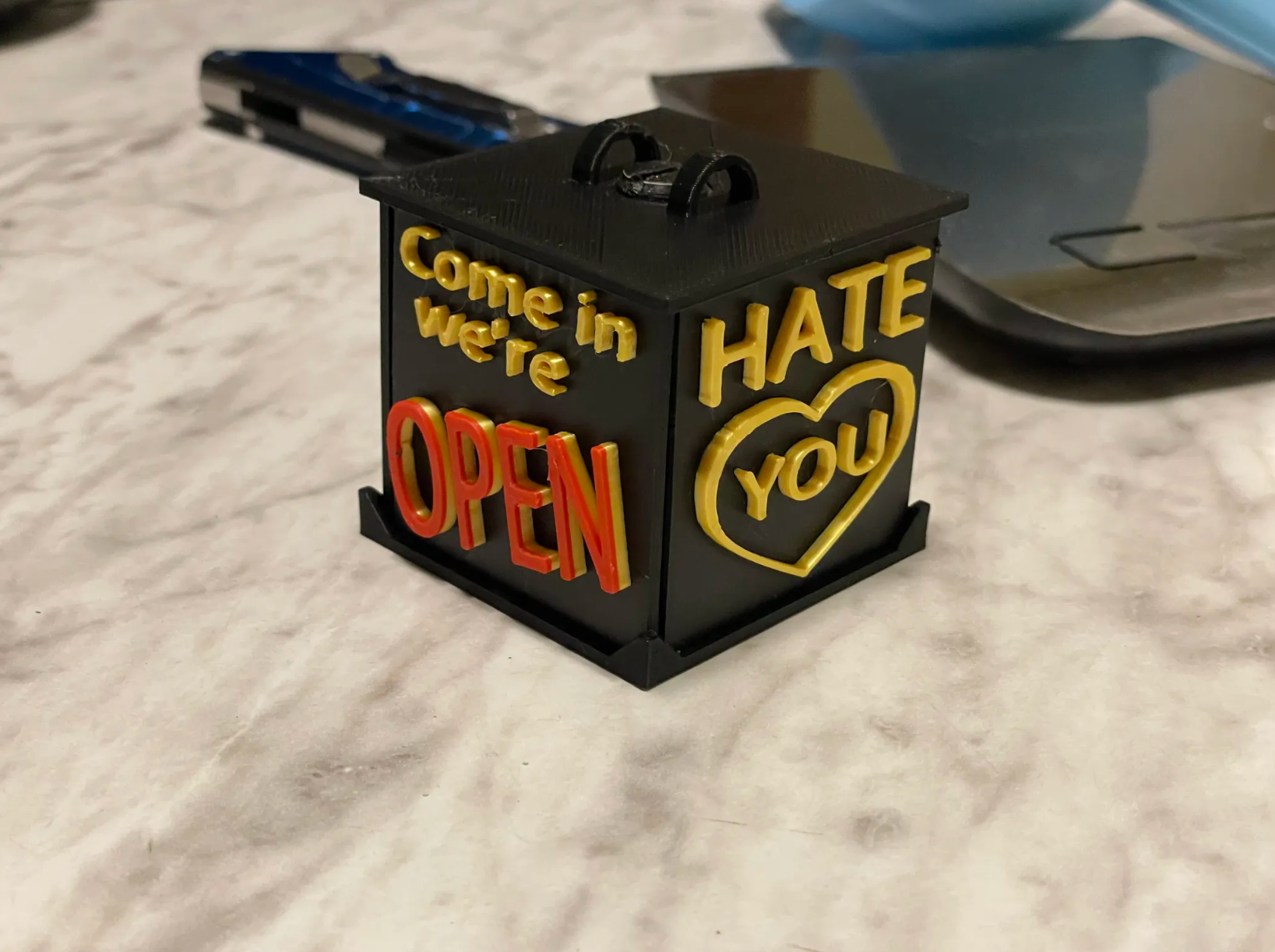 Do or Do Not Disturb Door Hanger Cube