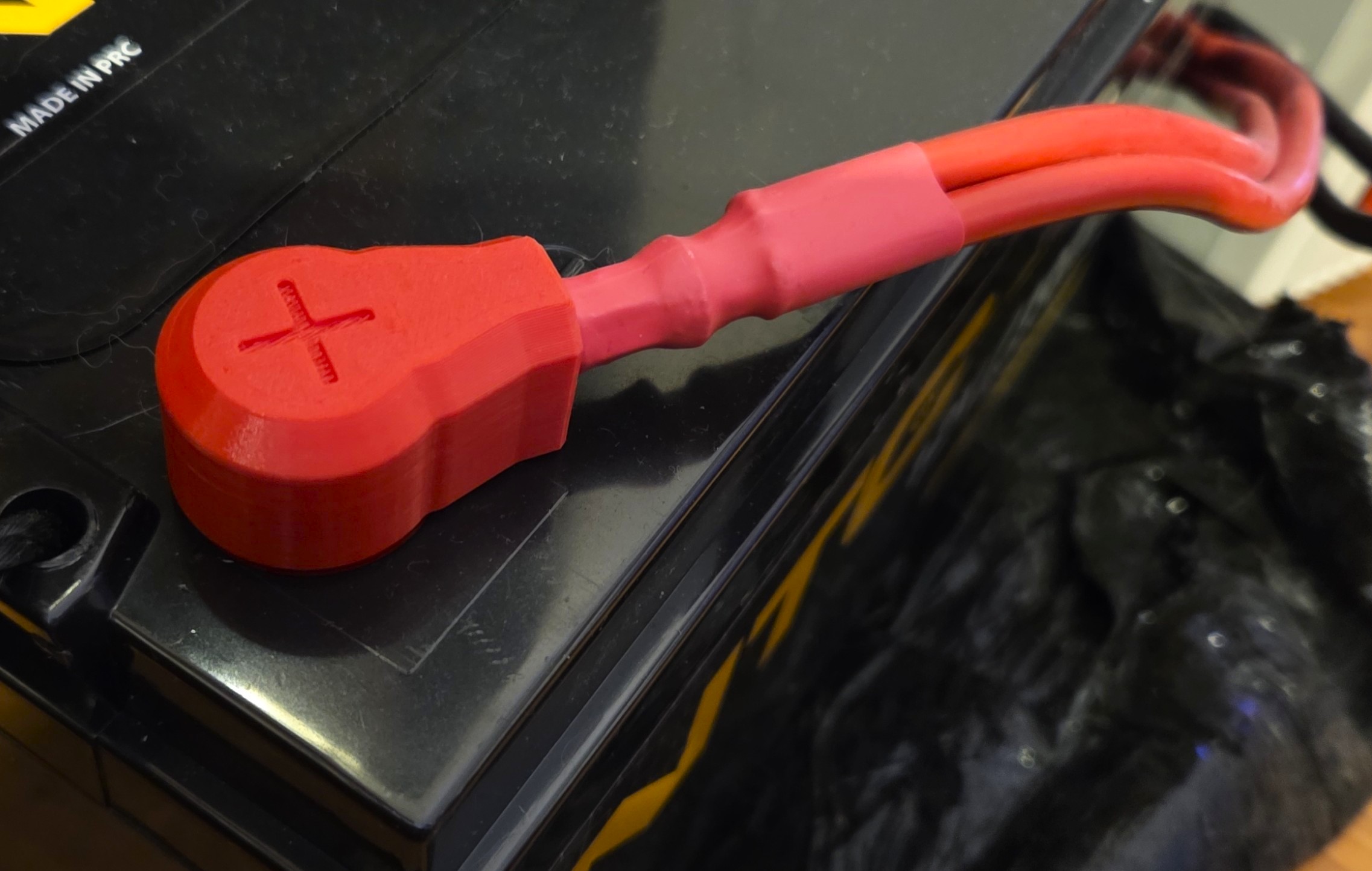 Covers for gel and AGM battery terminals M8