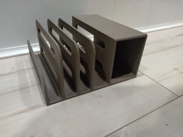 laptop / tablet stand for up to 4 devices