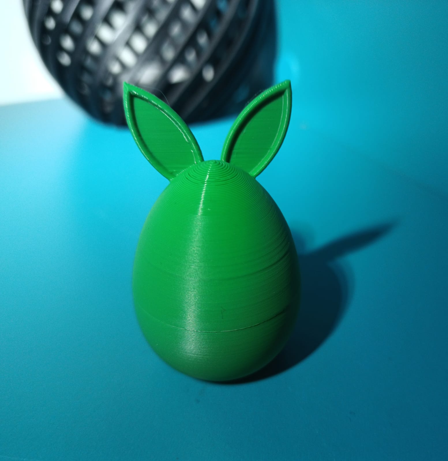 Miniatura 5 do modelo 3D Easter egg candy container with bunny ears