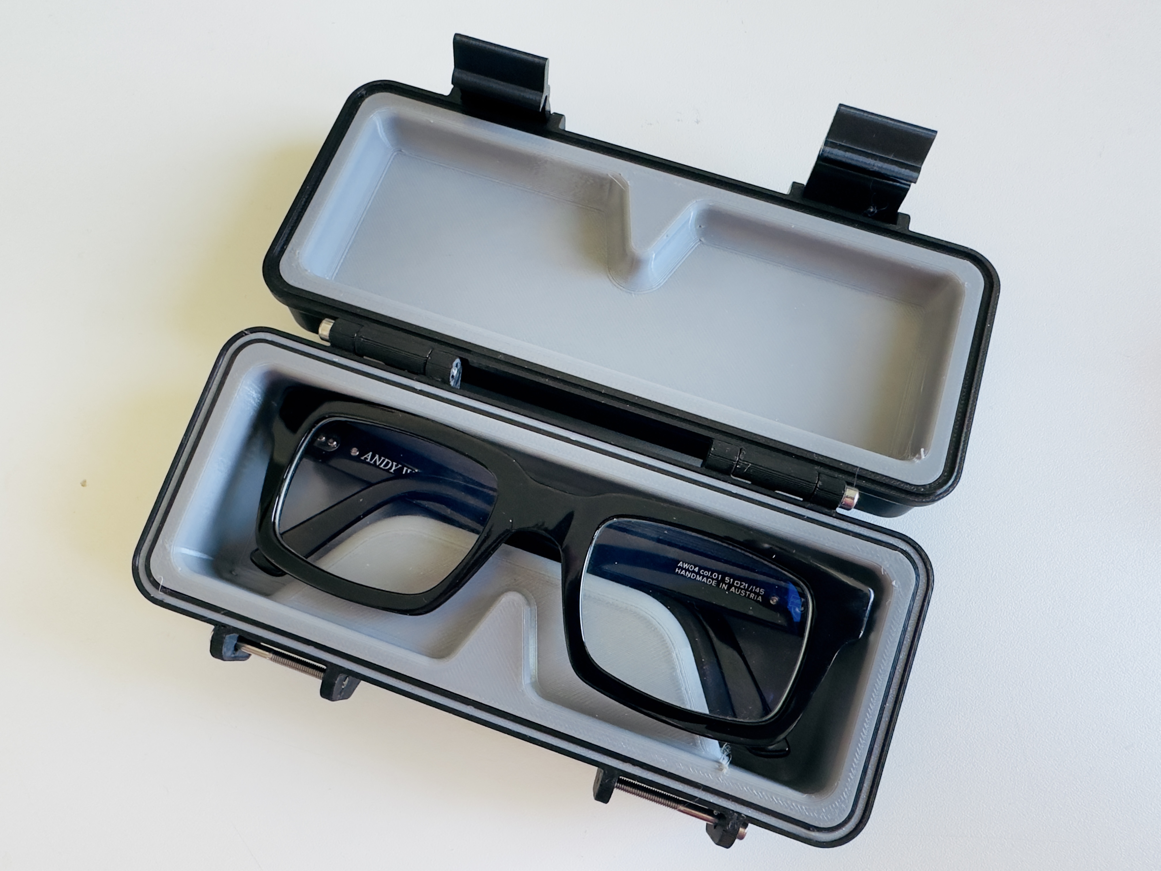 RUGGED BOX 160x60x50 GLASSES INLAY