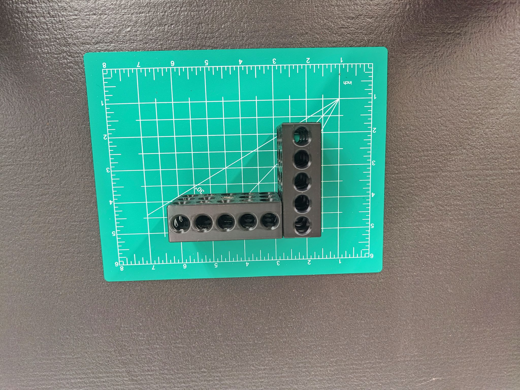 Miniatura 8 do modelo 3D Threaded 123 Block