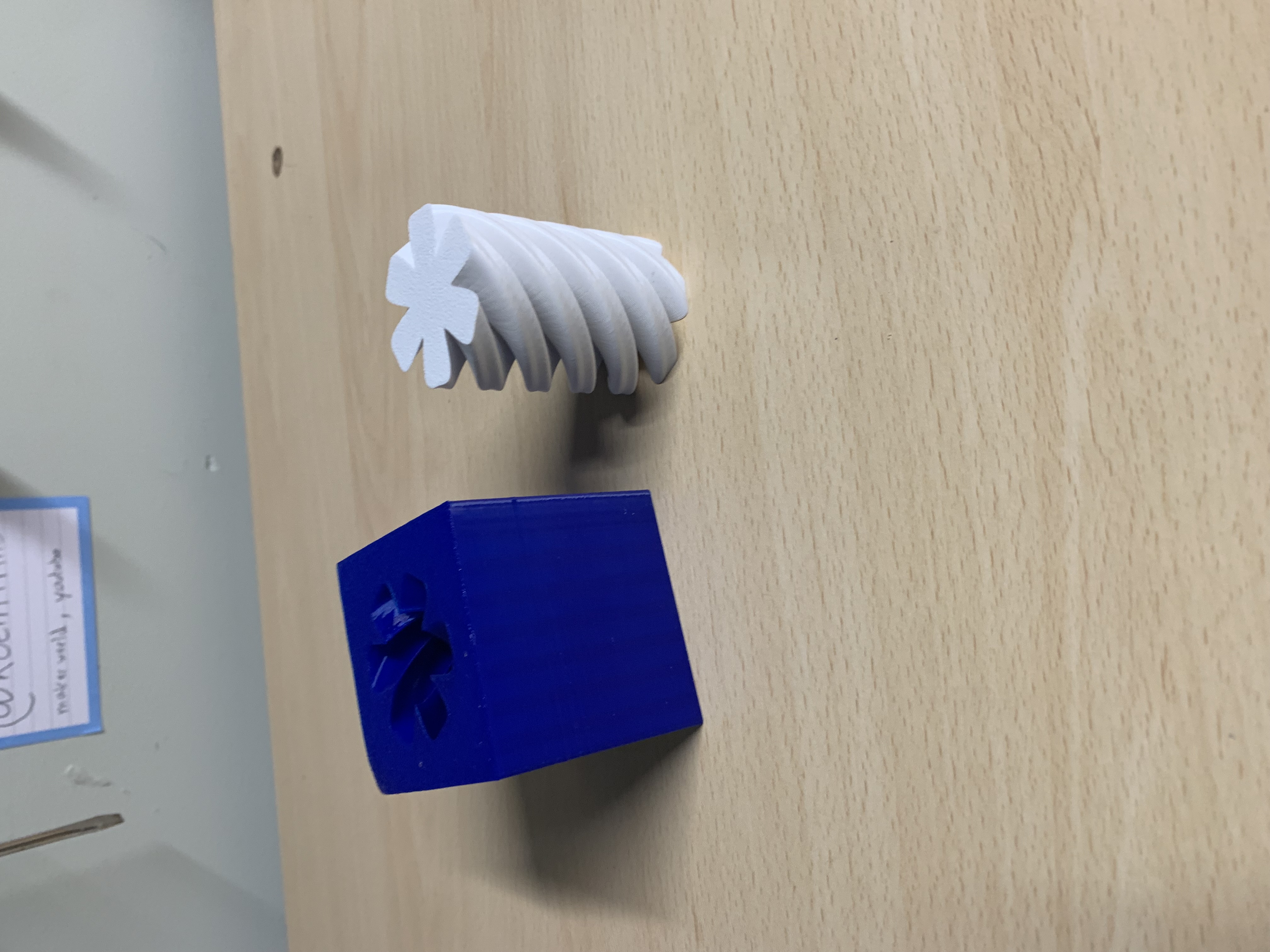 Miniatura 2 do modelo 3D Passtrough Fidget Cube