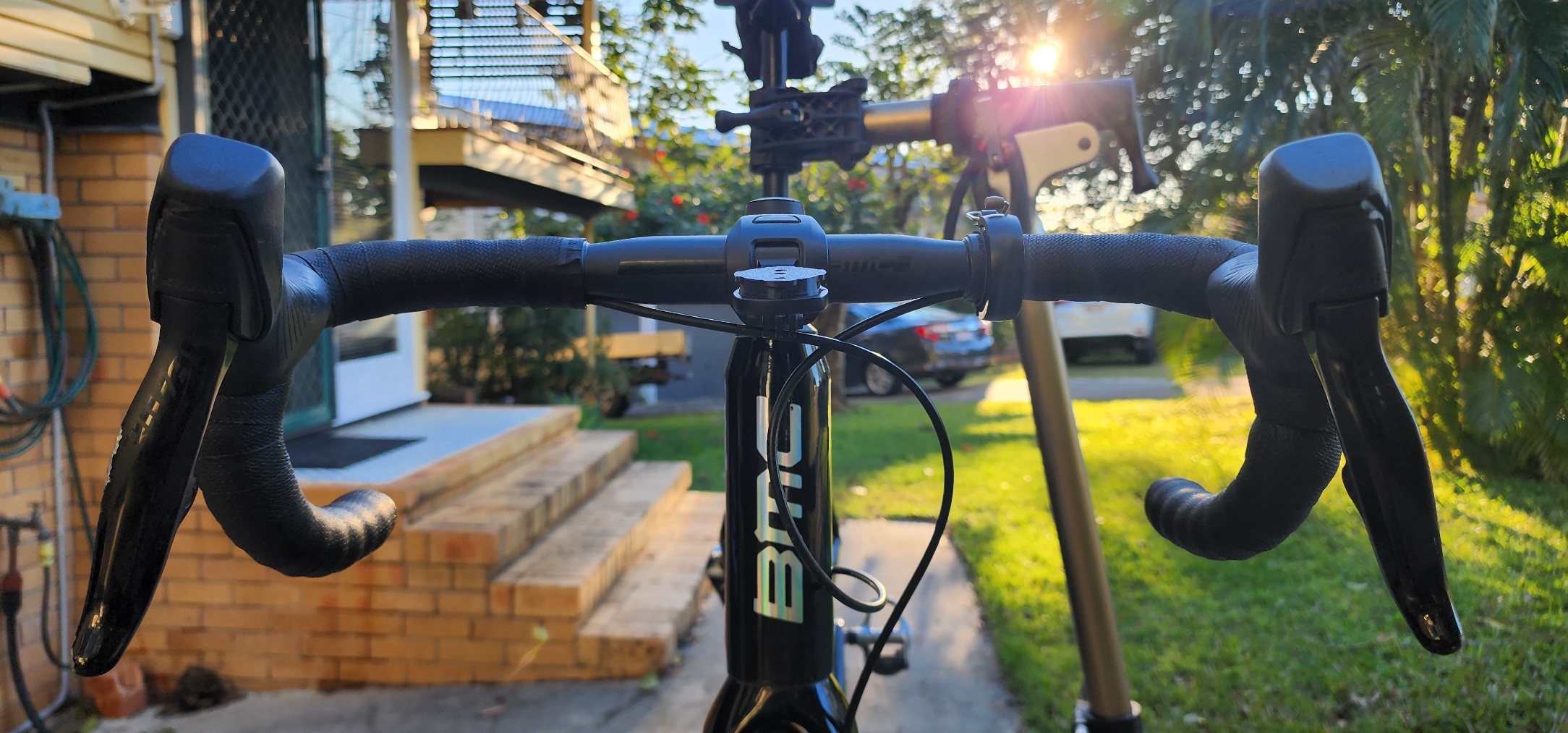 Outfront Bike Computer Aero Adapter Quadlock
