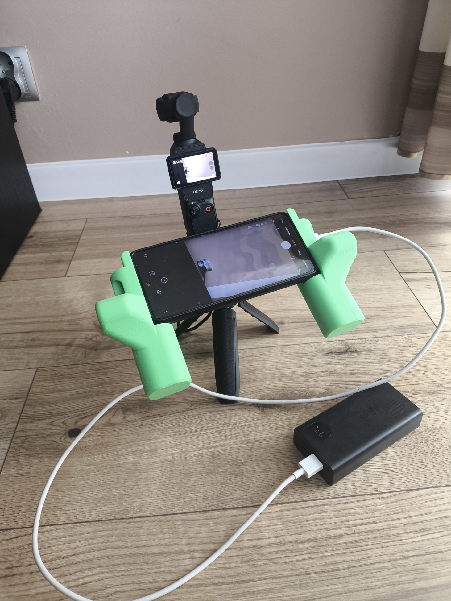 Holder for phone and DJI Osmo pocket 3 camera