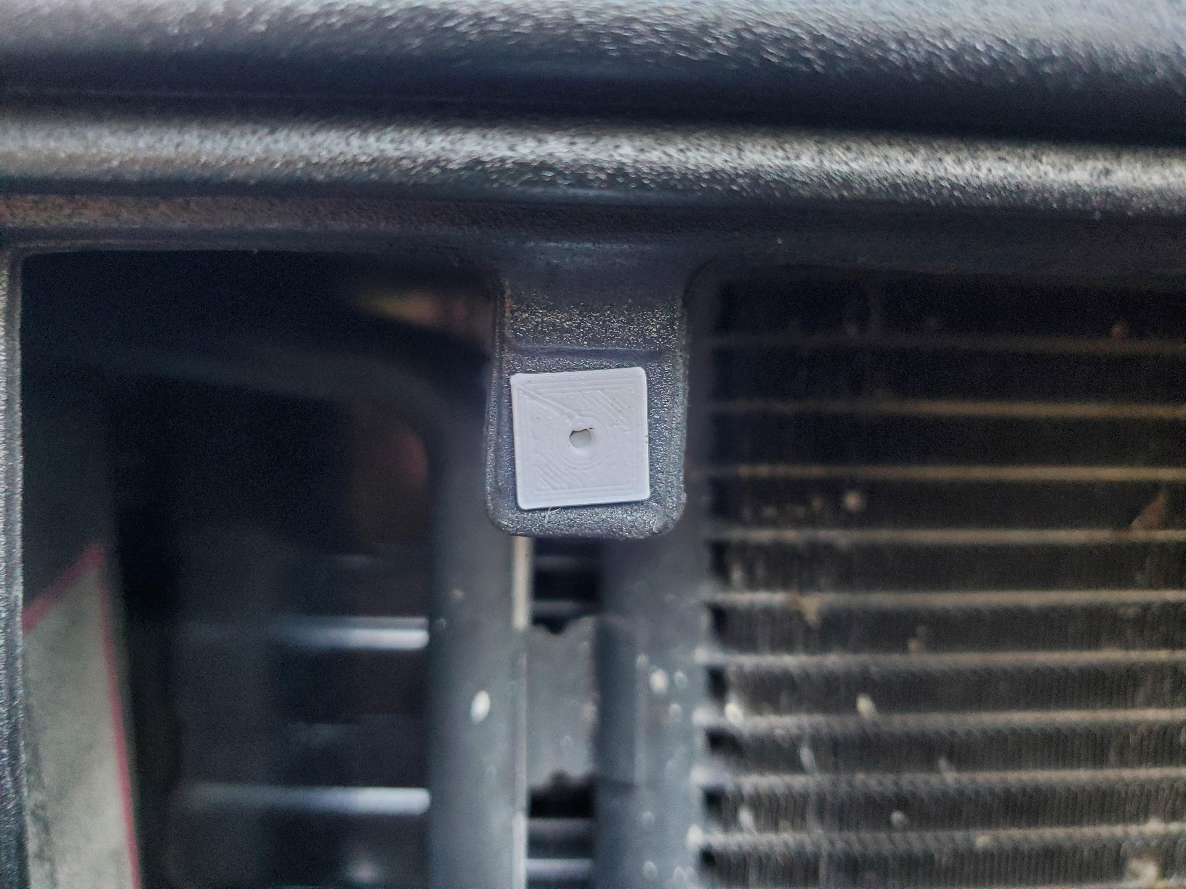 Jeep XJ Cherokee Grill Insert 97-01