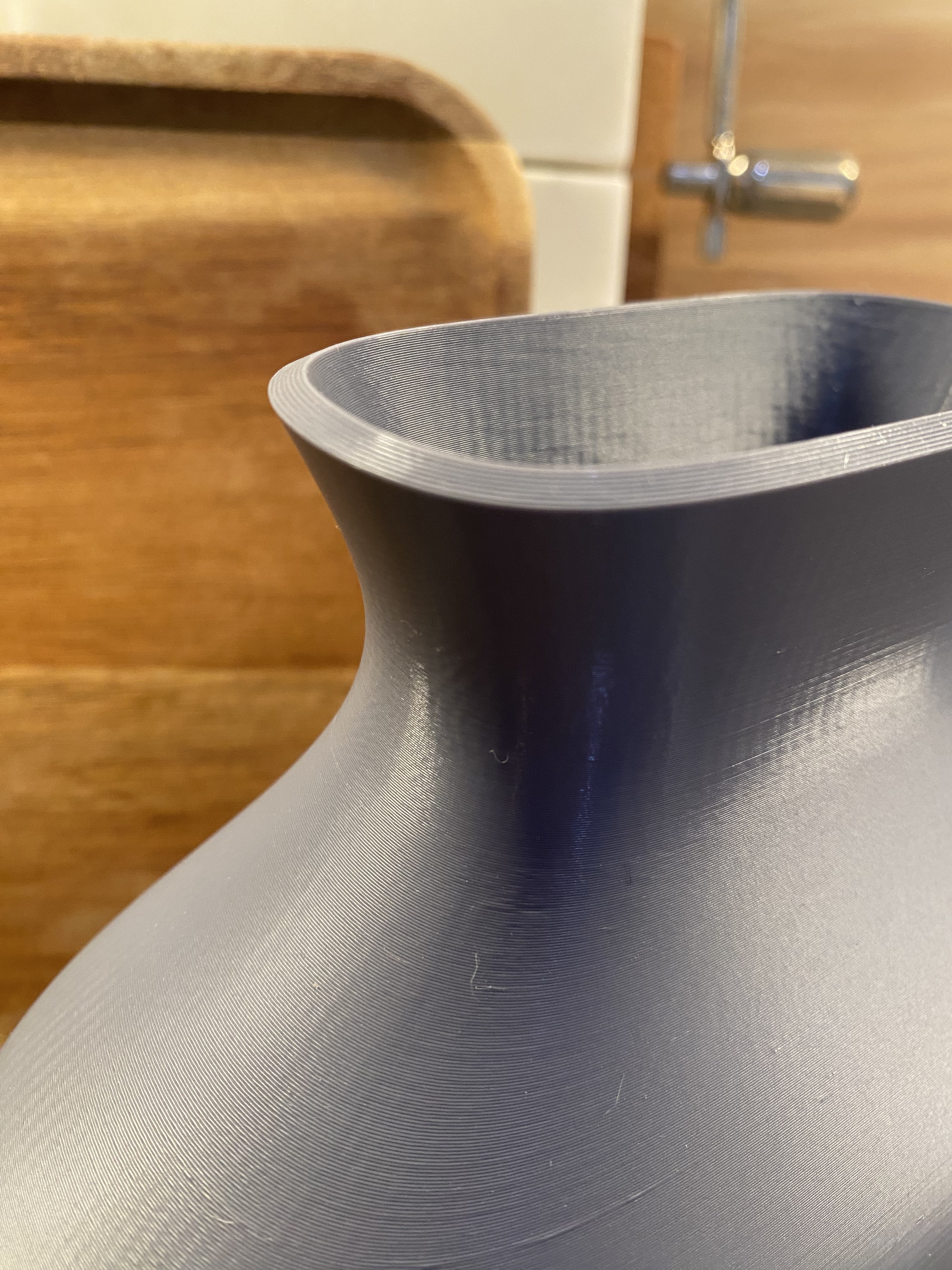 Modern Sleek Vase — miniatura 2