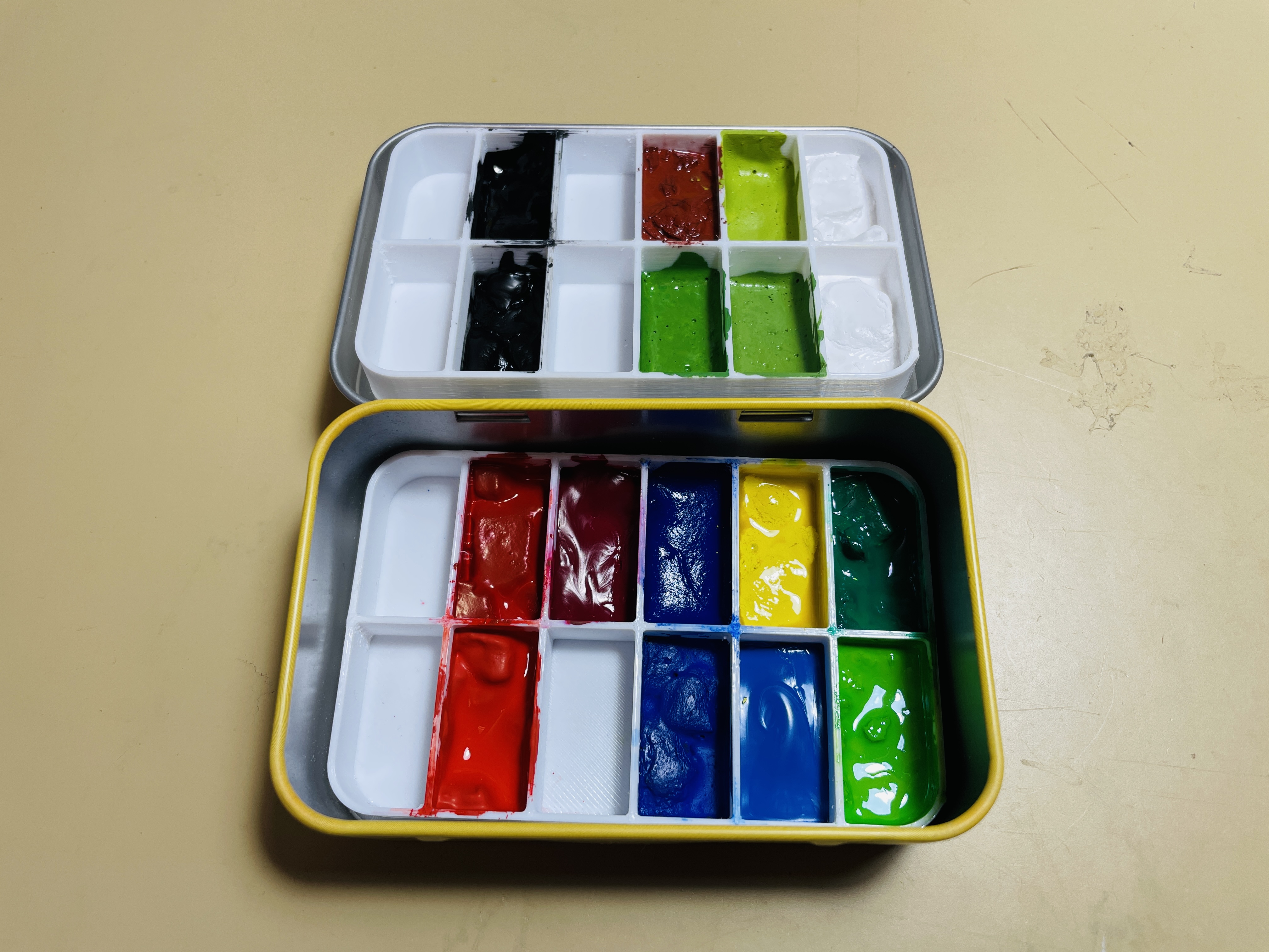 Watercolor paint box Savon de Marseille