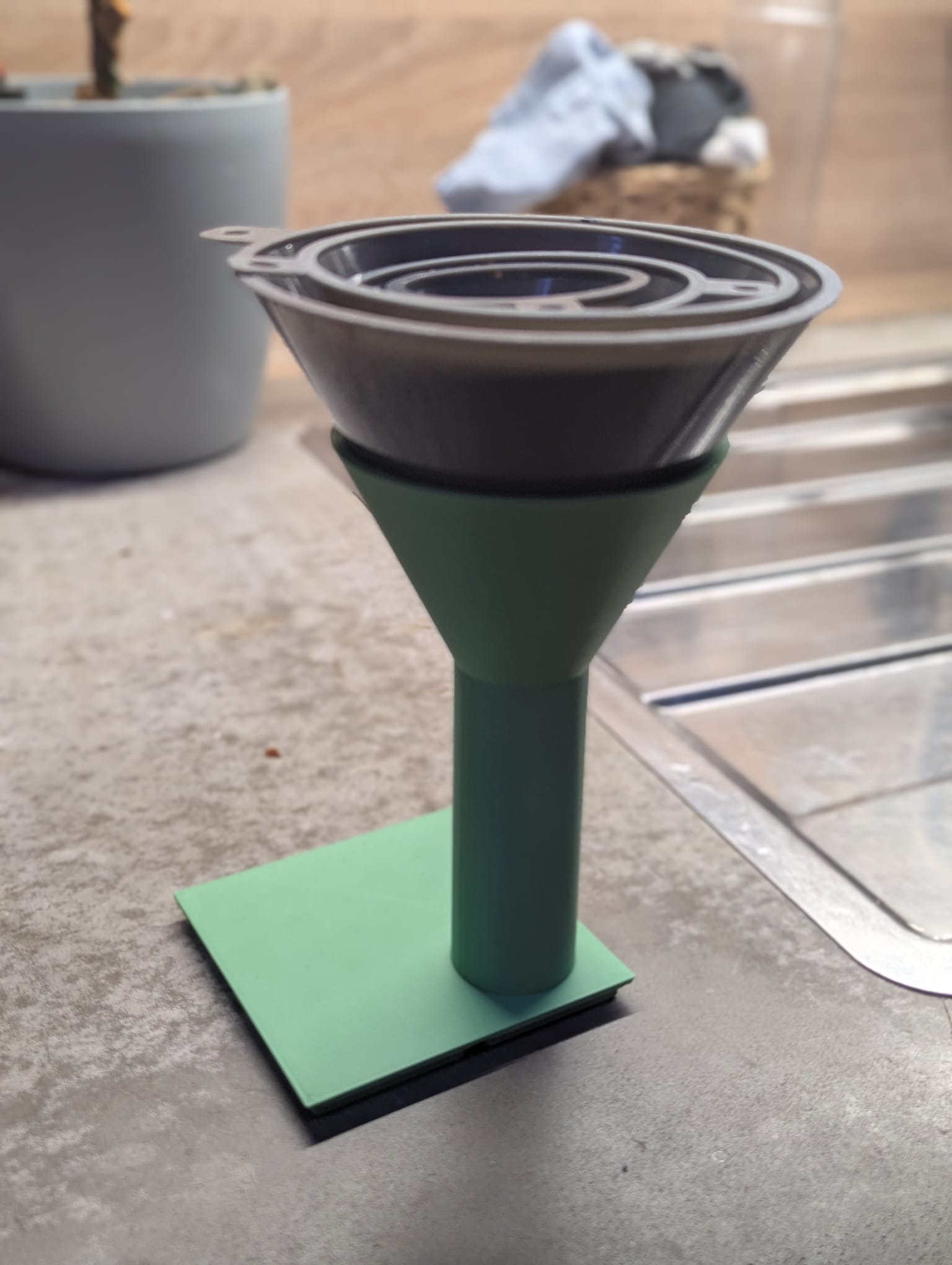Gridfinity Kitchen Funnel Holder