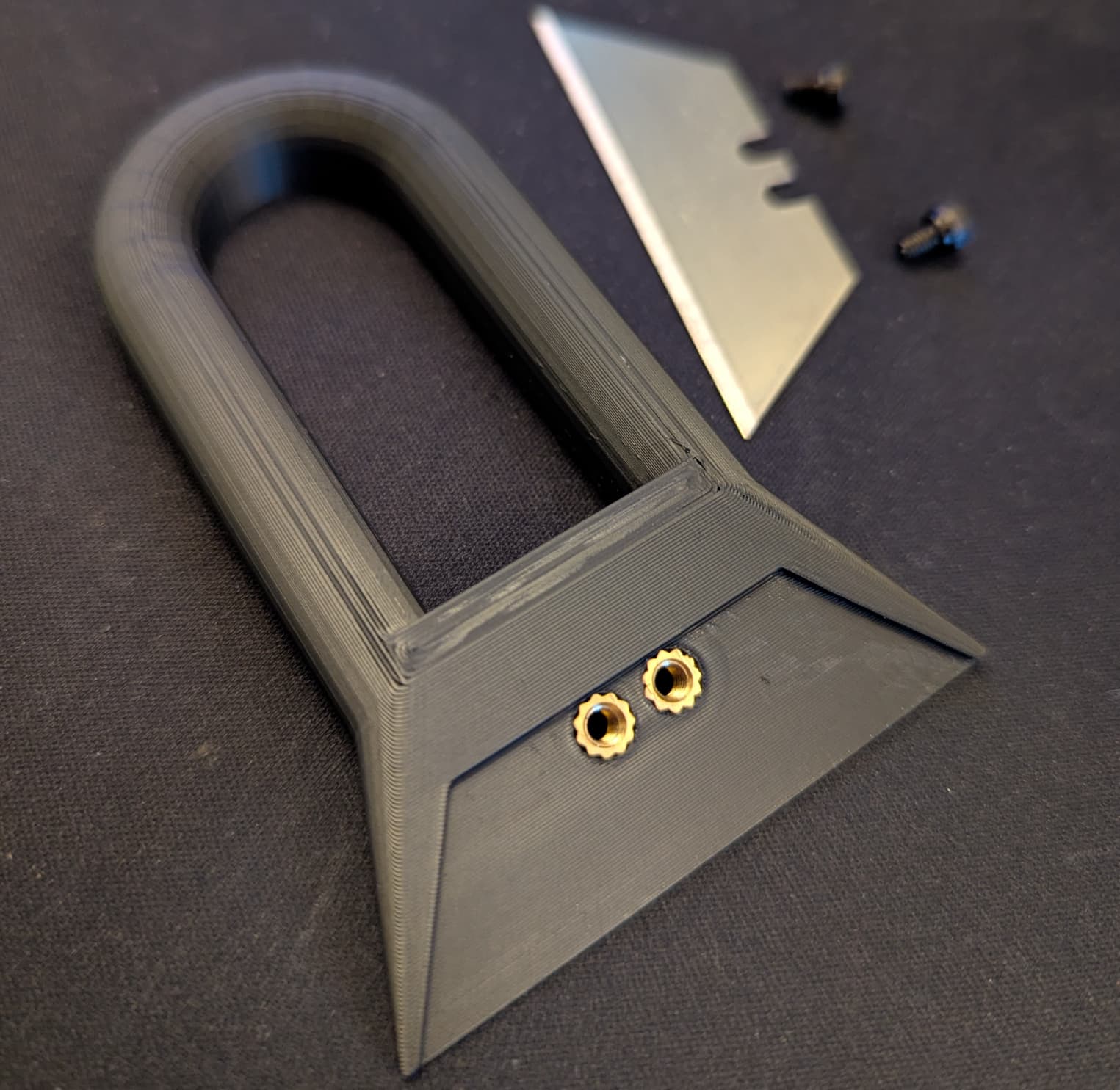 Razor Blade / utility knife      Scraper with heat-set insert