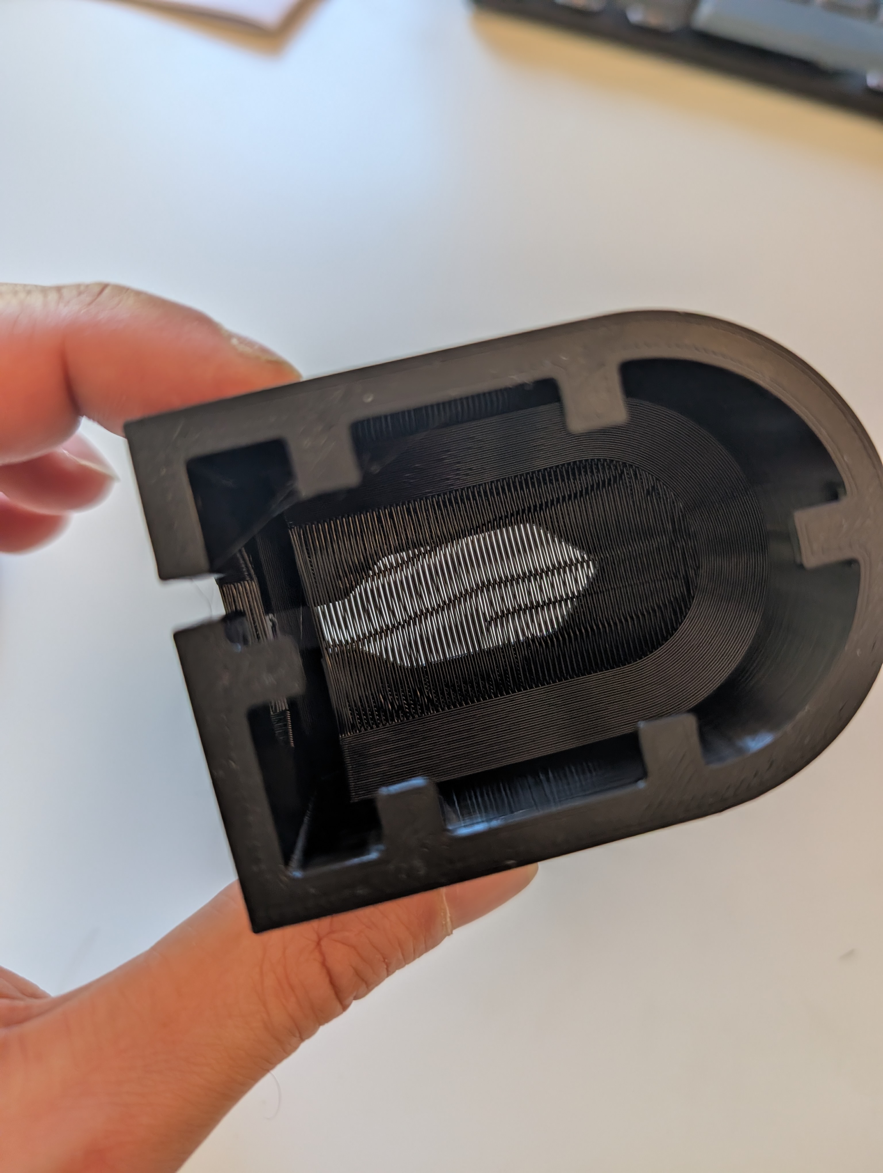 Philips Sonicare charger holder with Schuko plug (no supports)