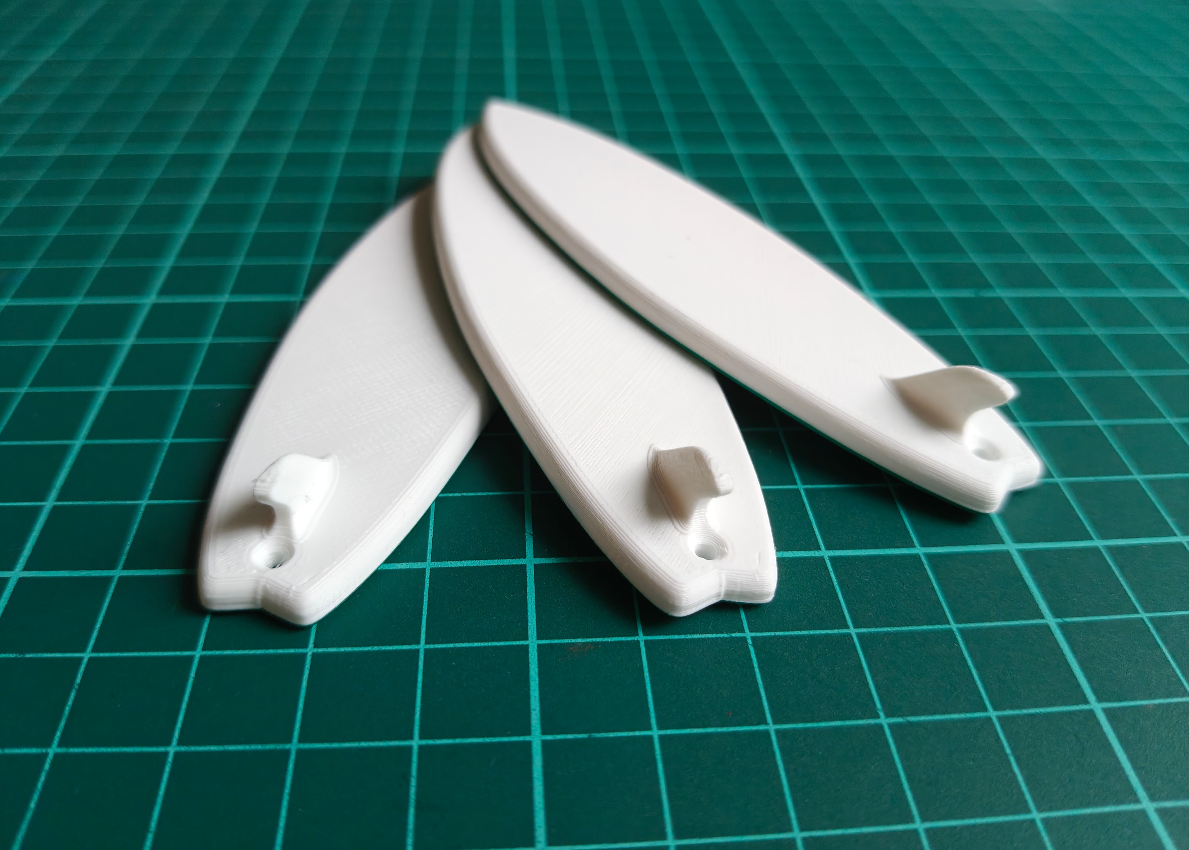 Miniatura 4 do modelo 3D Finger Surfboard