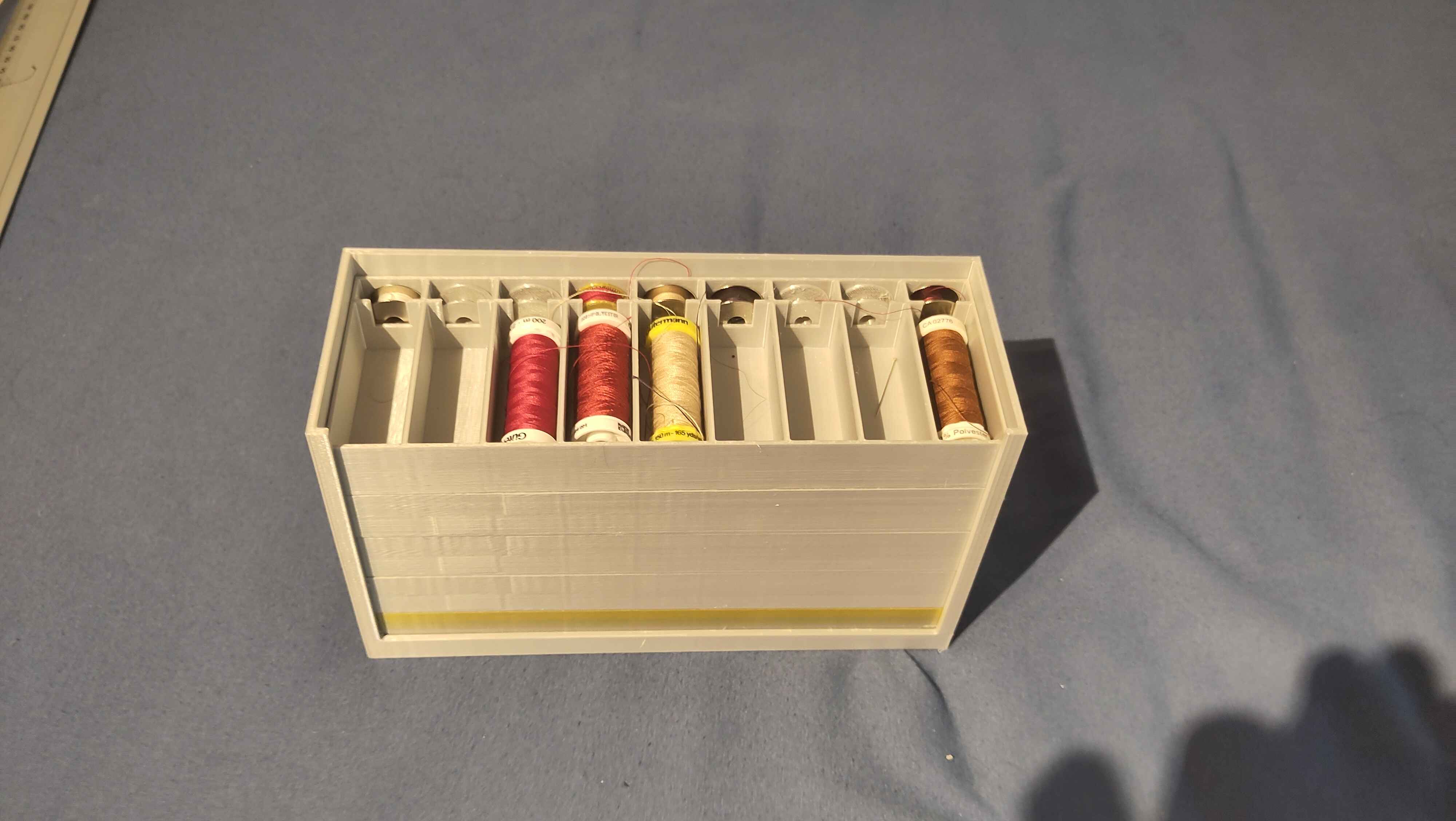Thread and bobbin spool organizing system