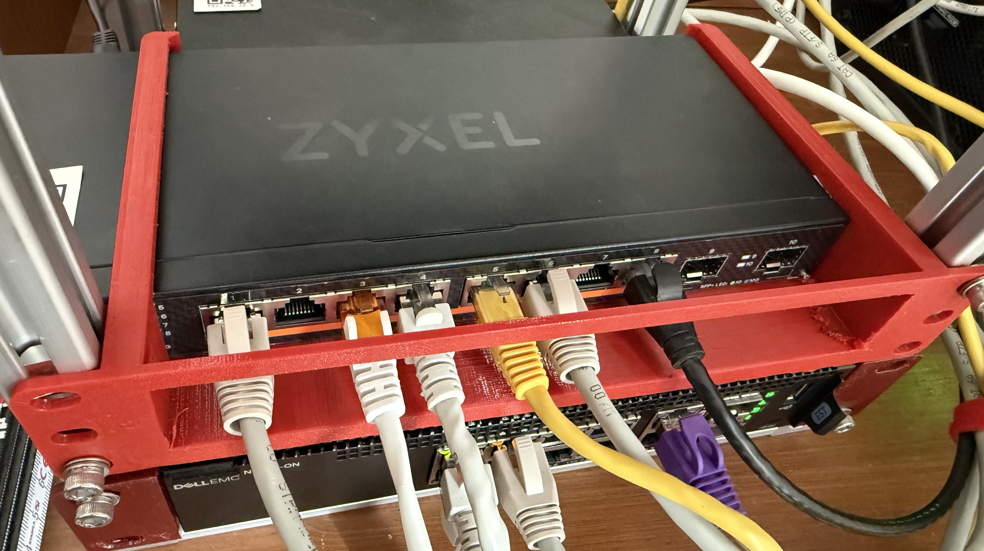 Zyxtel switch XMG1915-10EP 10" Rack Mount