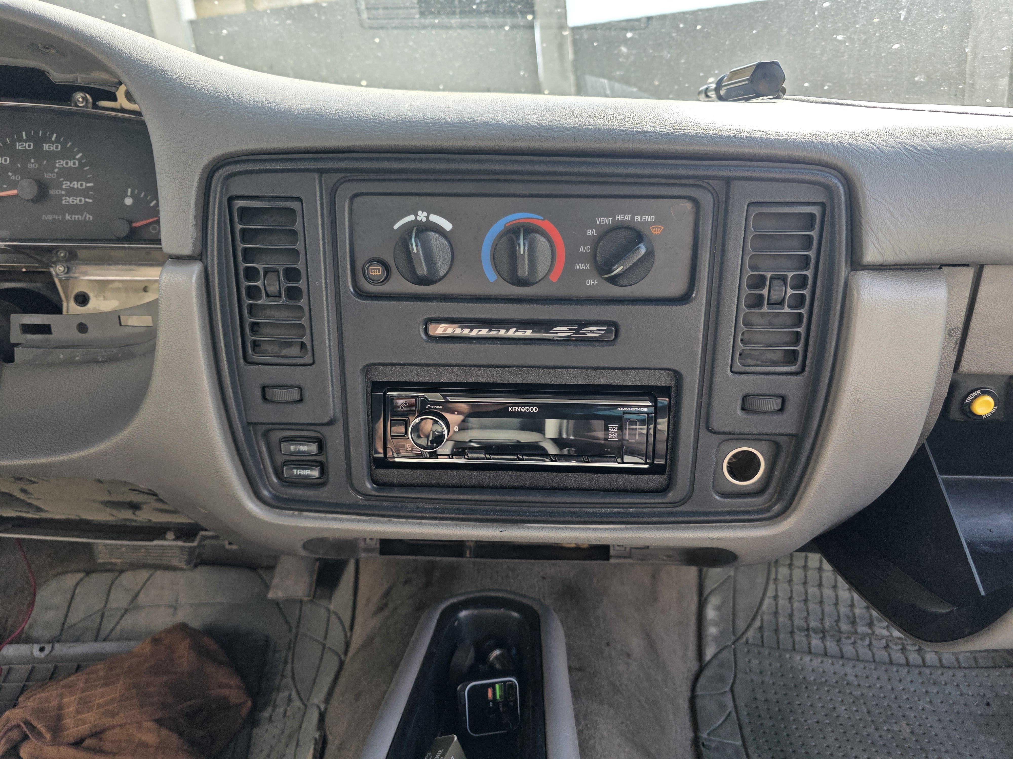 90s GM 1 Din stereo dash kit
