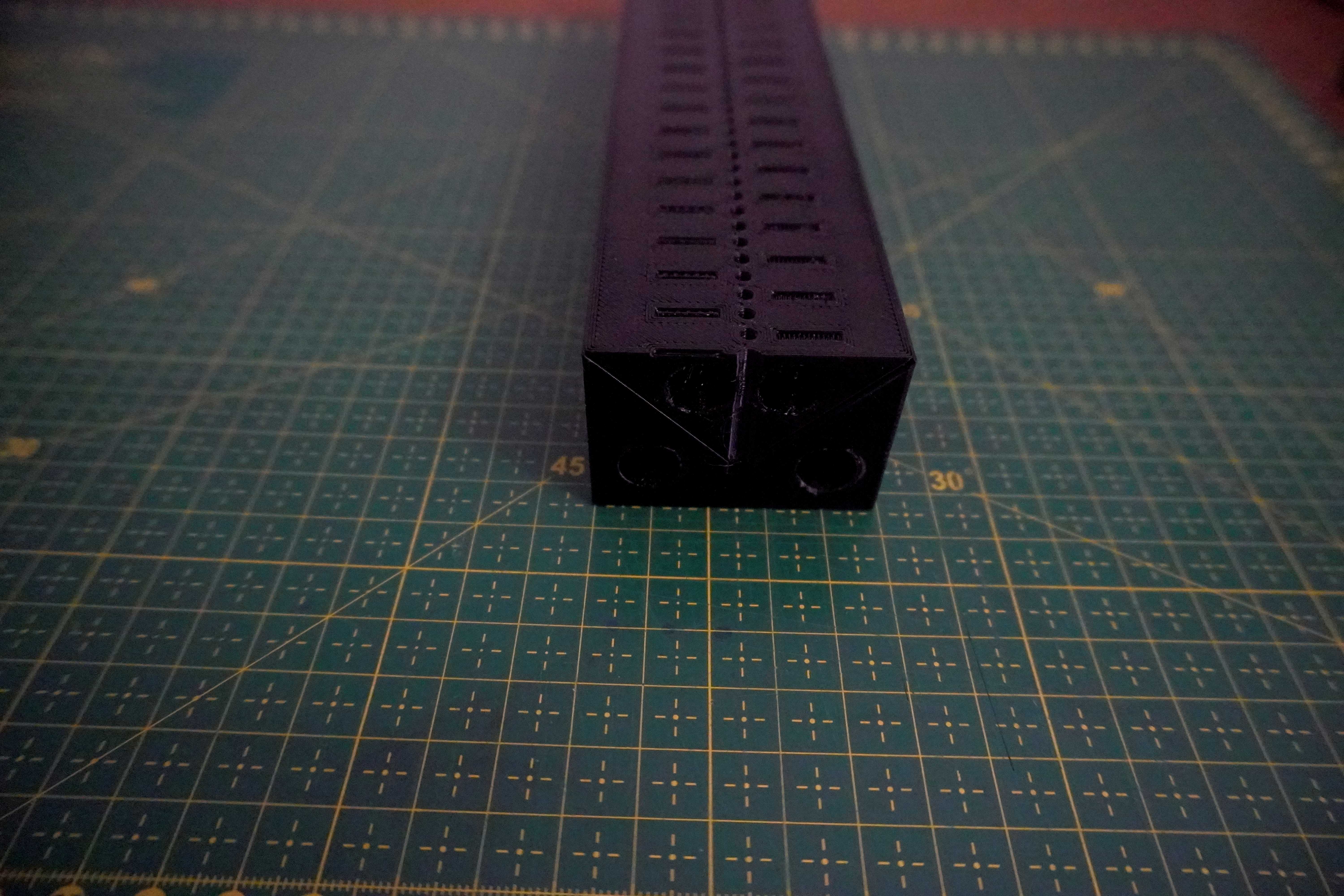 punching cradle for bookbinding - cuna de punzonado para encuadernación — thumbnail 3