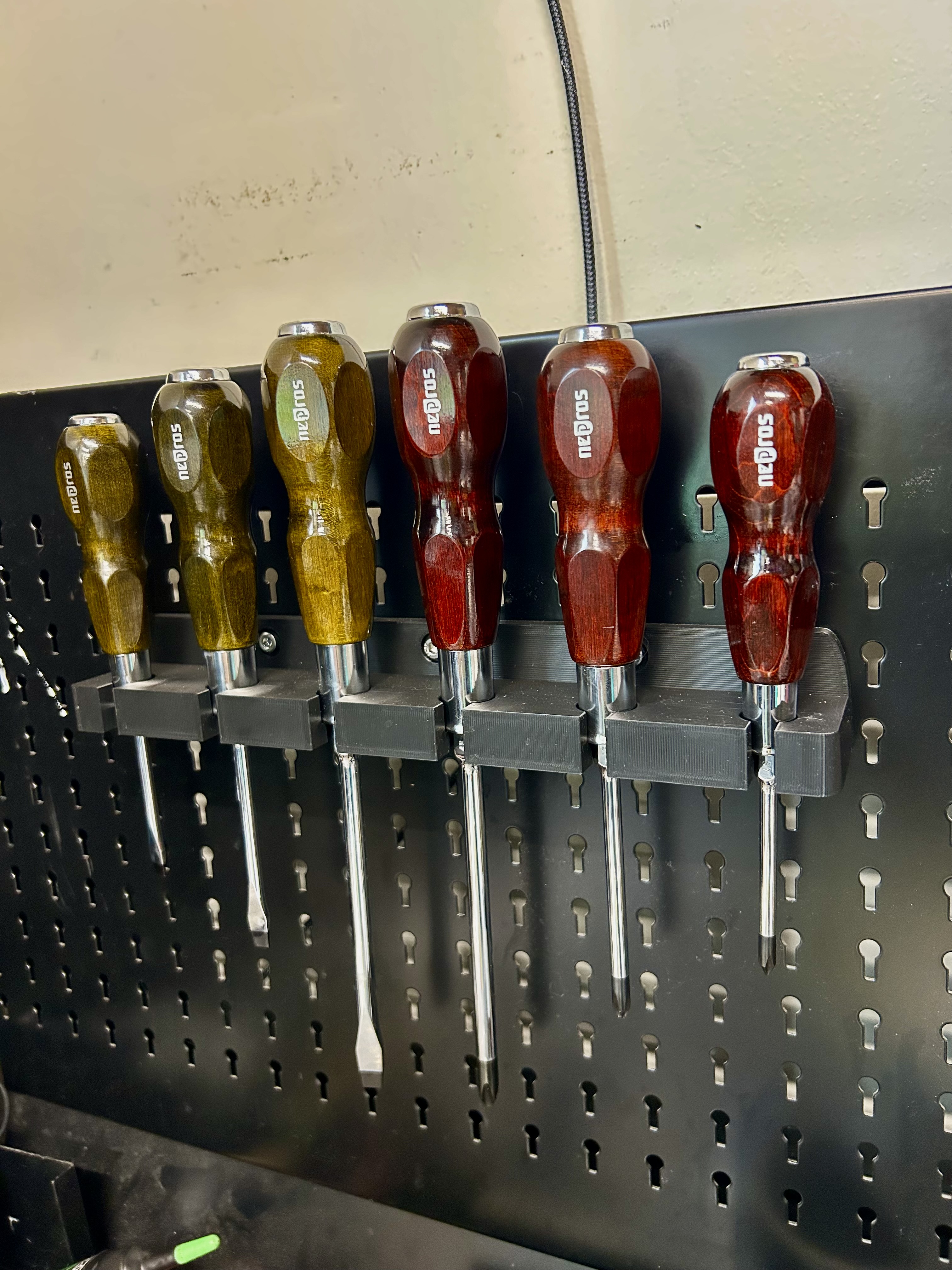 Nepros Screwdriver Holder