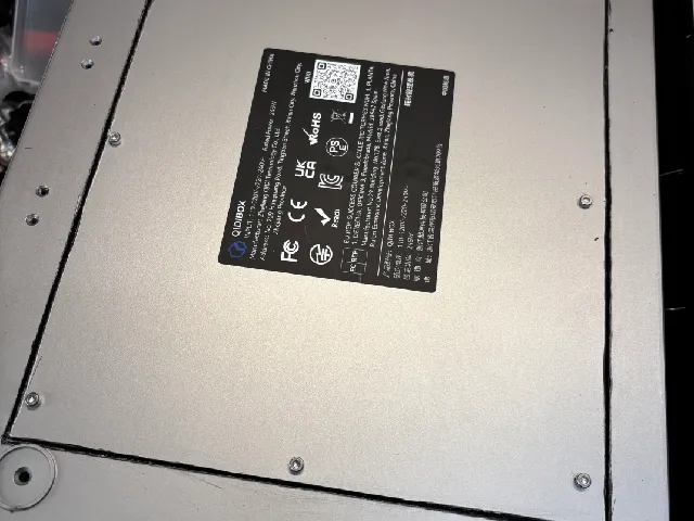 Qidi Box Service Hatch (V2-style mod)