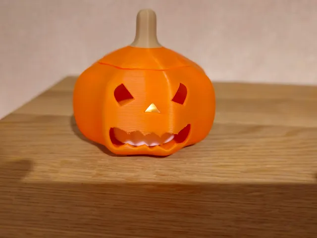 Spooky Pumpkin Lantern – LED Tealight