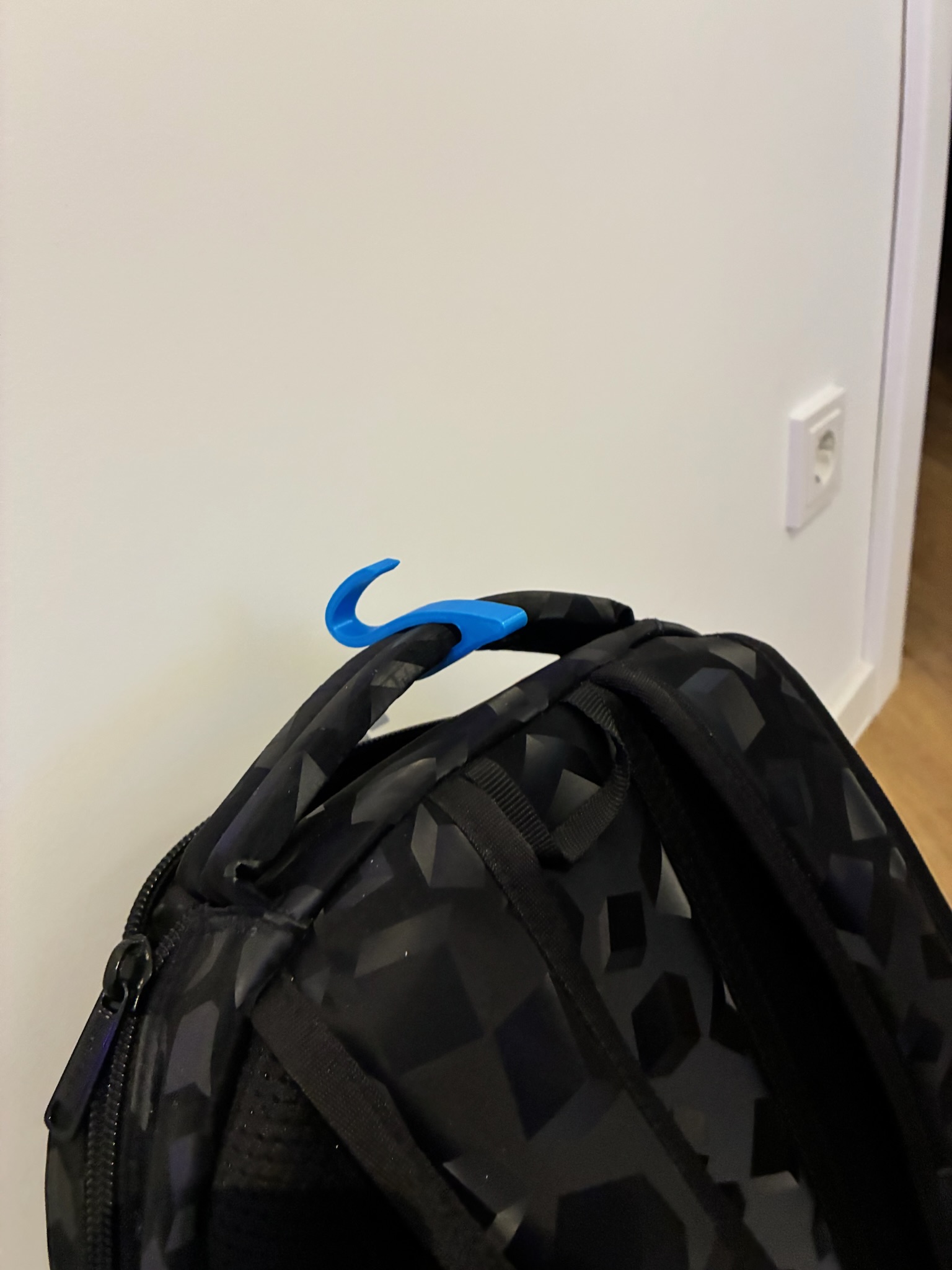 Backpack Jacket Holder Clip
