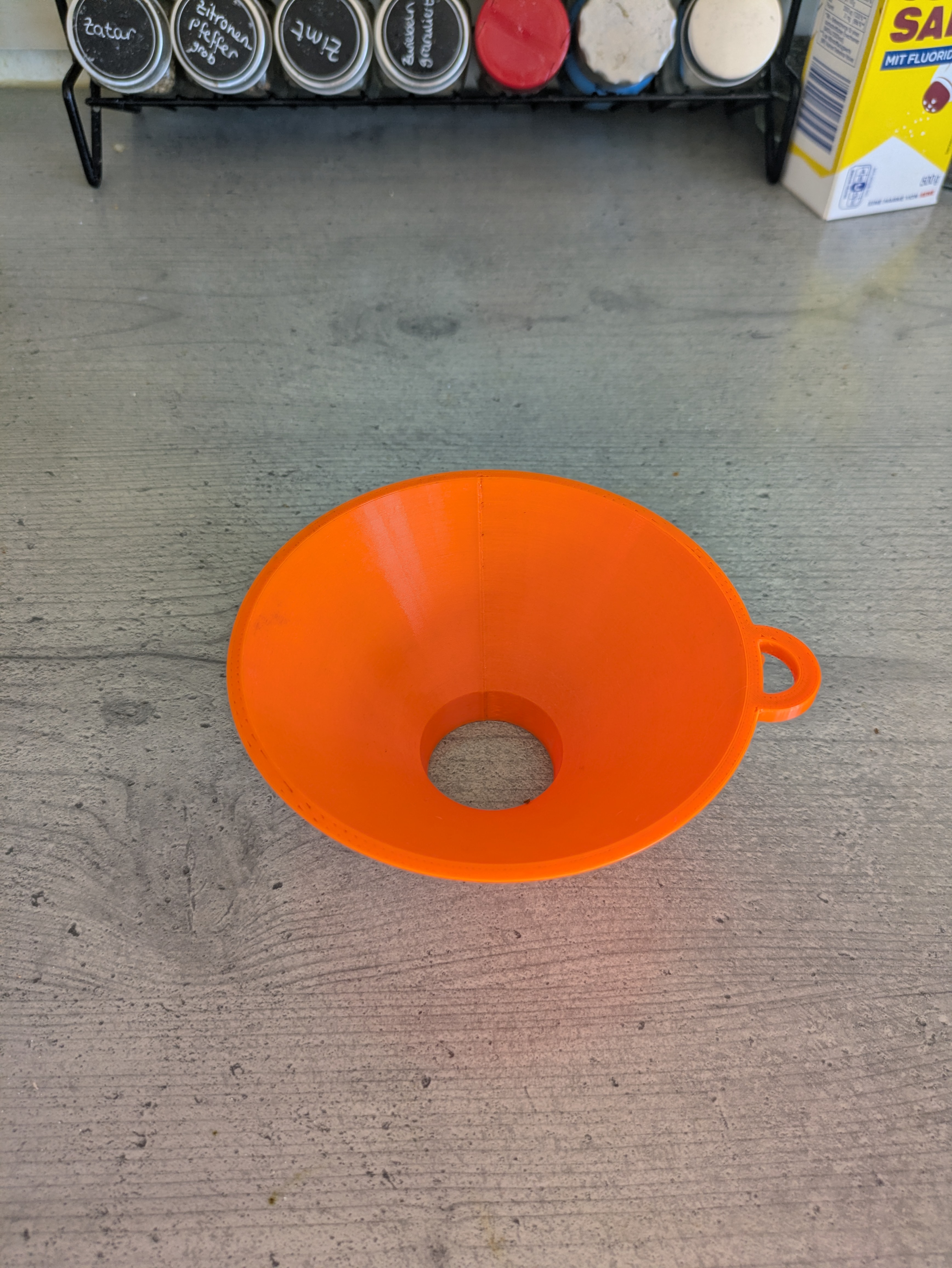 Truefruits 750ml funnel