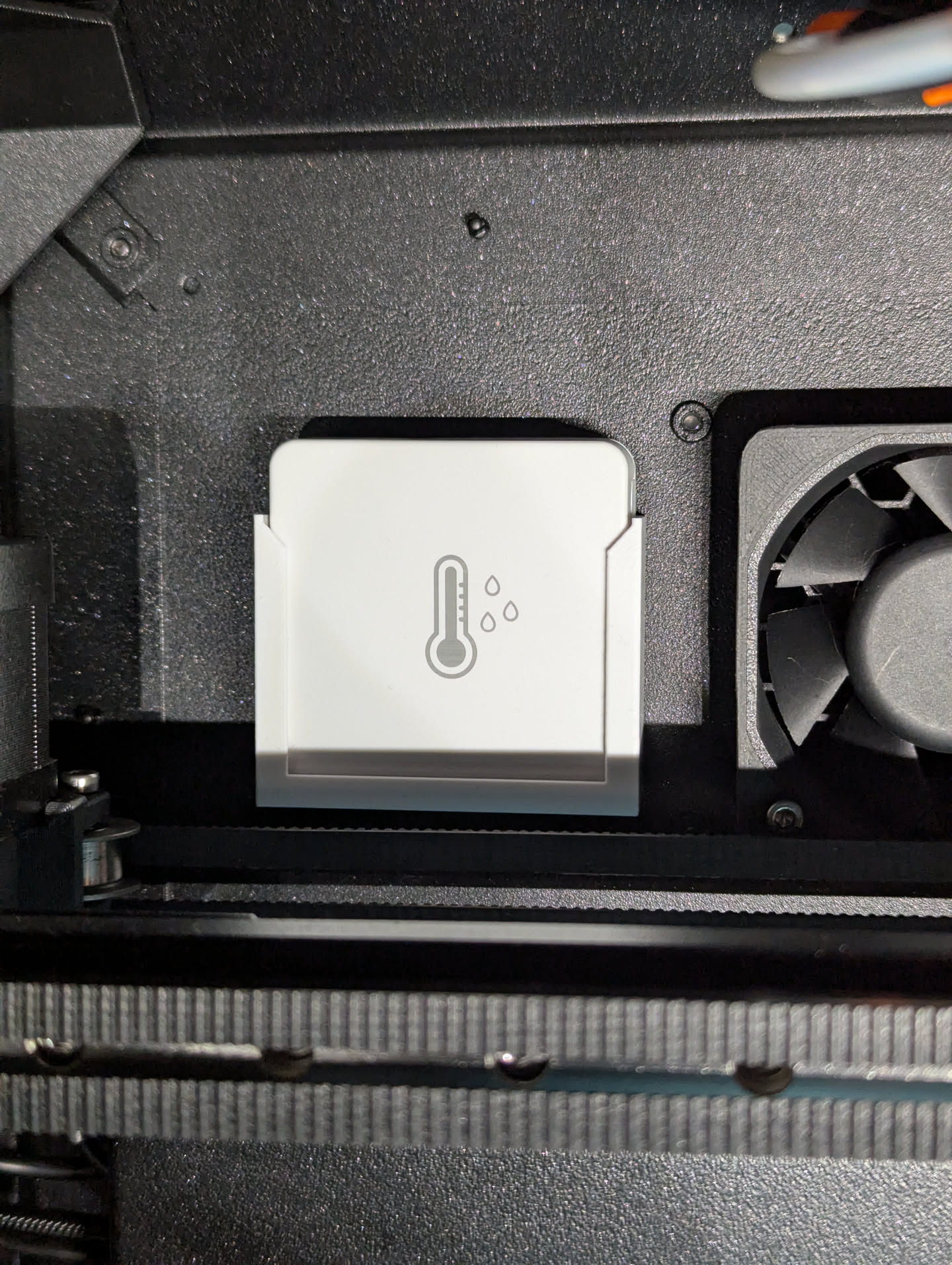 Thirdreality Zigbee Temperature and Humidity Sensor Lite - magnetic holder