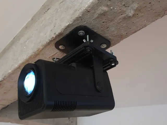 HY320 Projector Support