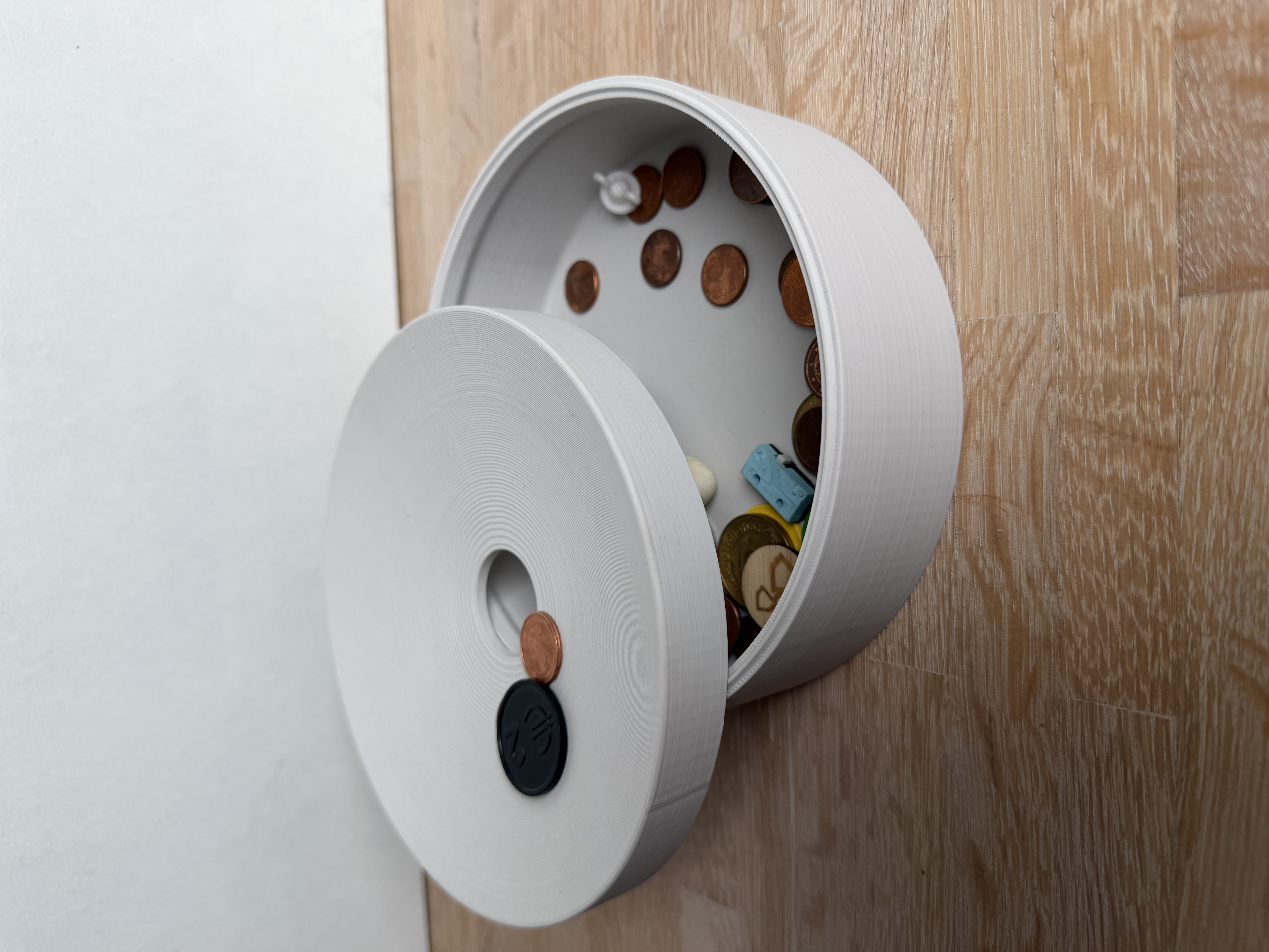 Miniatura 5 do modelo 3D Modular Coin, Key & Storage Tower