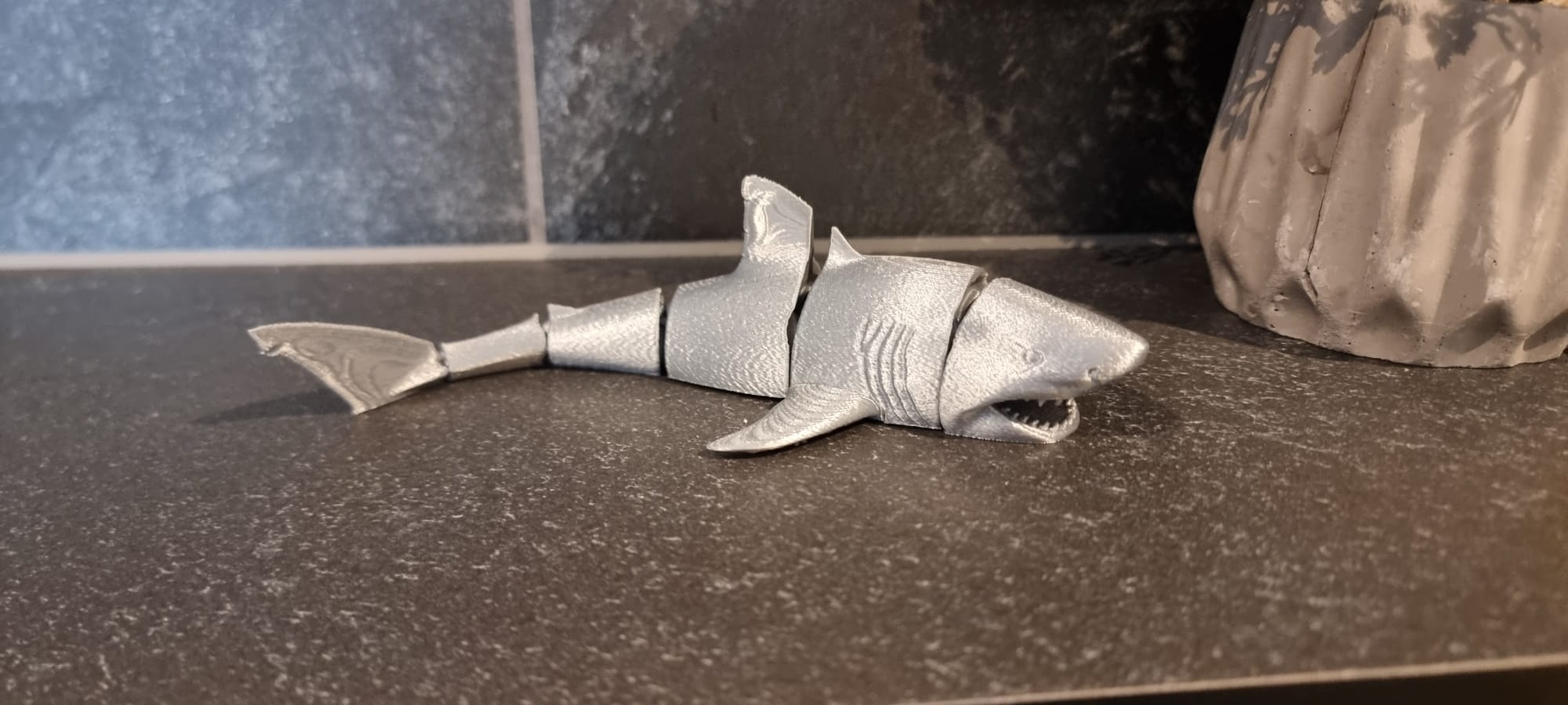 Articulated shark — miniatura 2