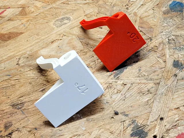 Knife sharpening attachment for the Holzkraft NTS 201.